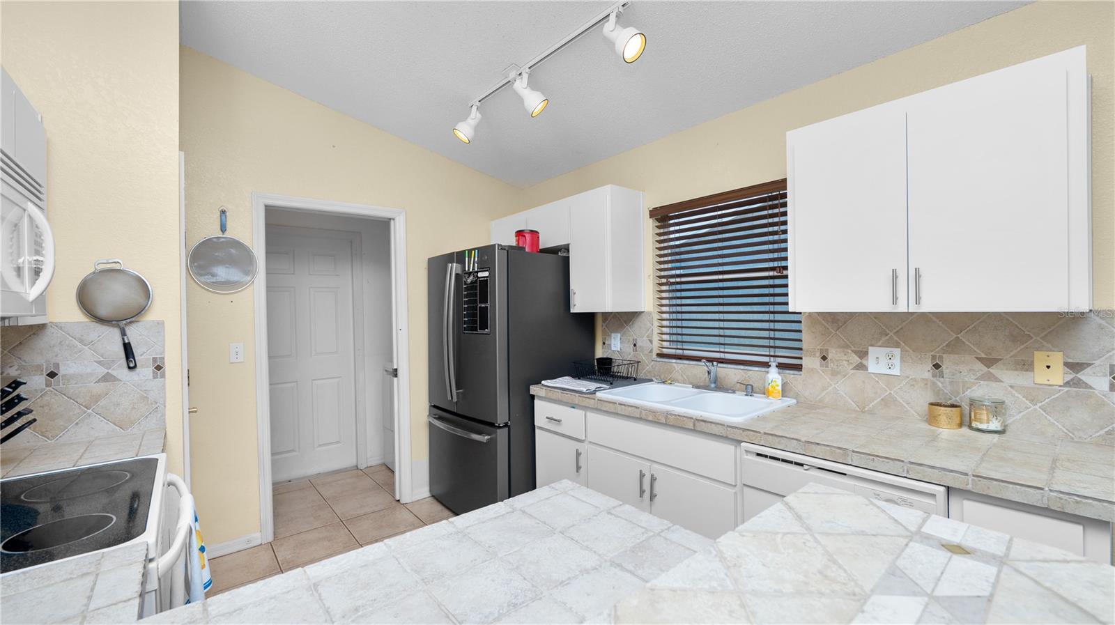 232 KINGS POND AVE, WINTER HAVEN, FL — photo 17