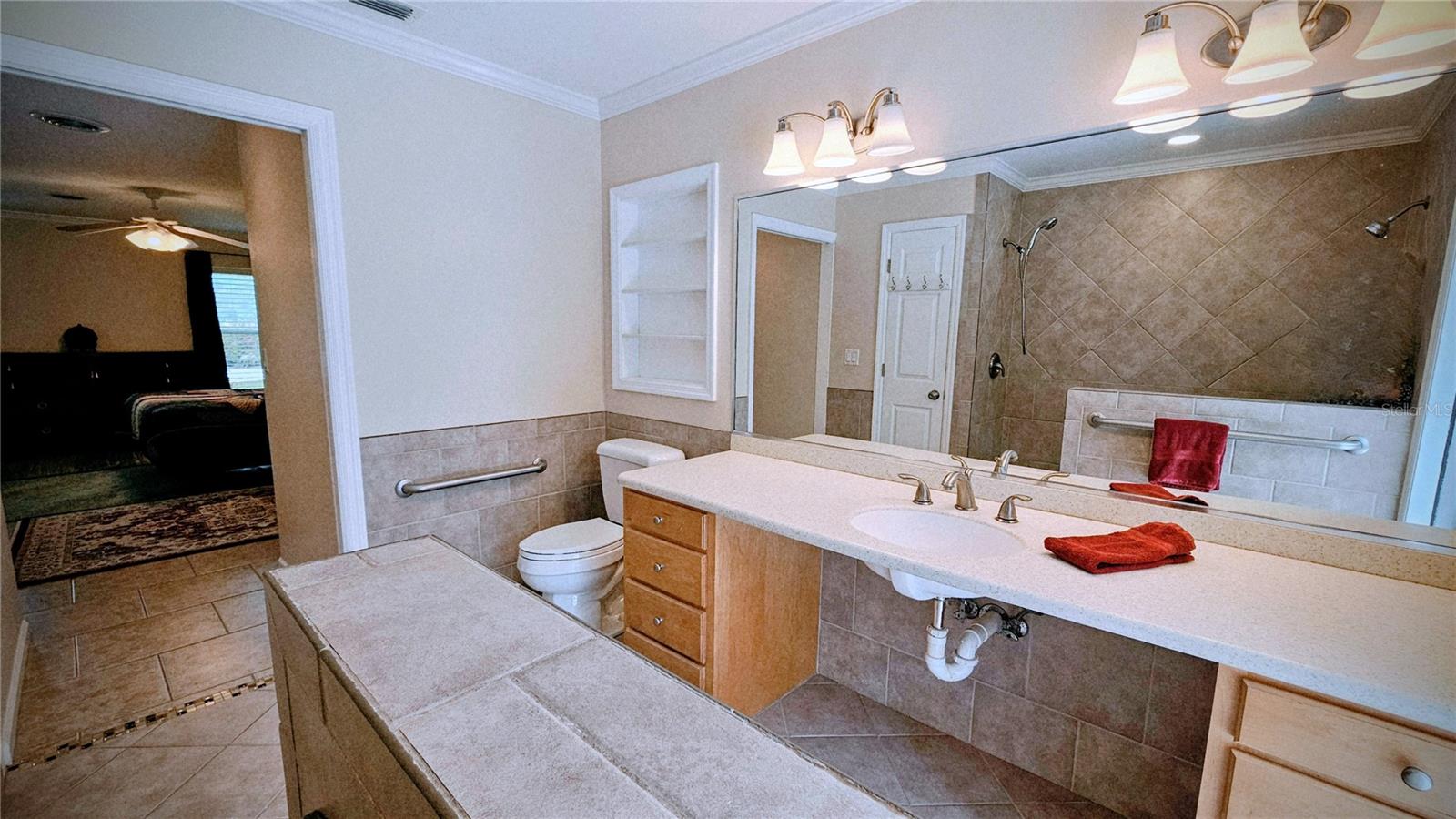 881 BAYSHORE DR, ENGLEWOOD, FL — photo 36