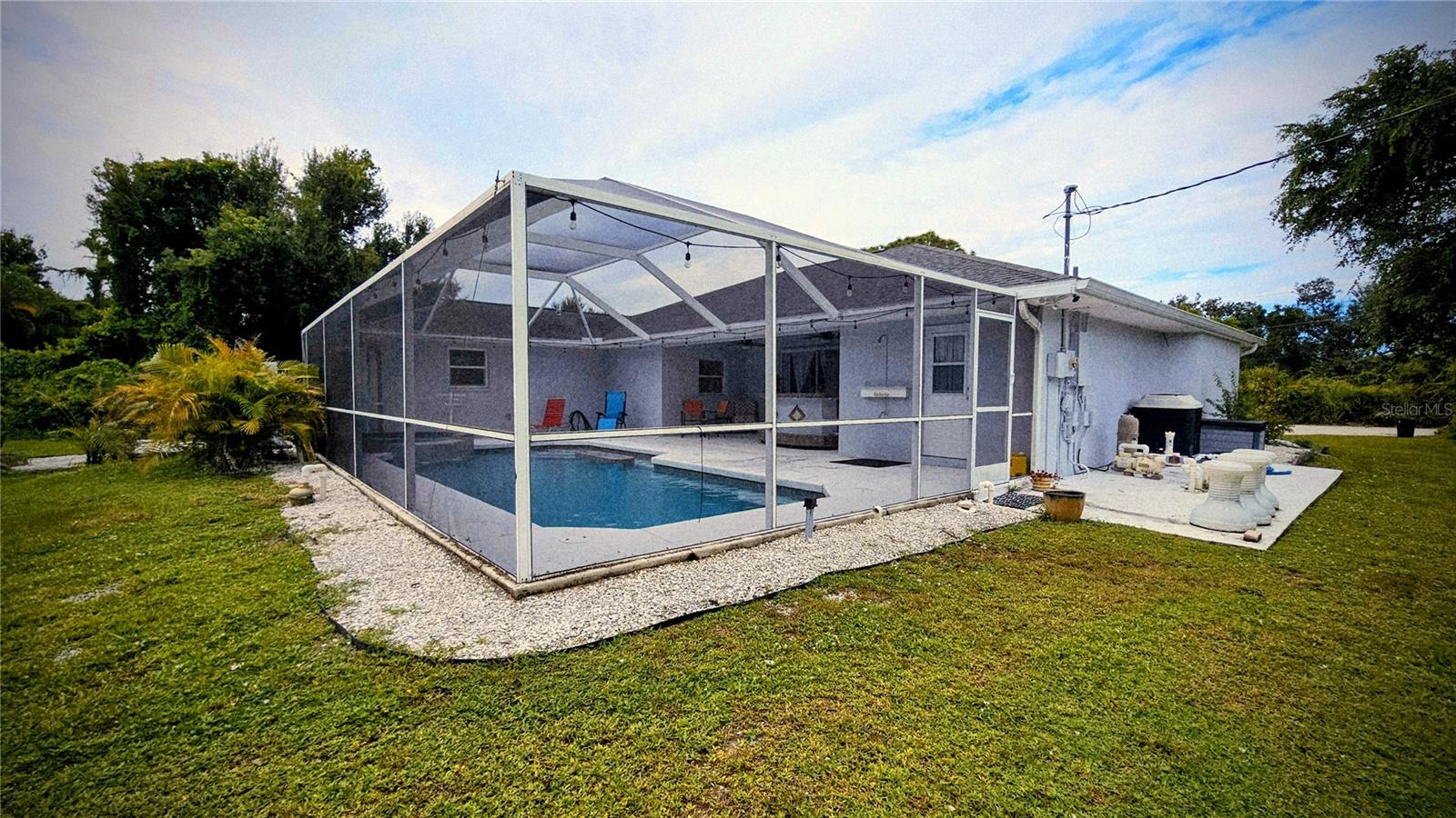 881 BAYSHORE DR, ENGLEWOOD, FL — photo 47