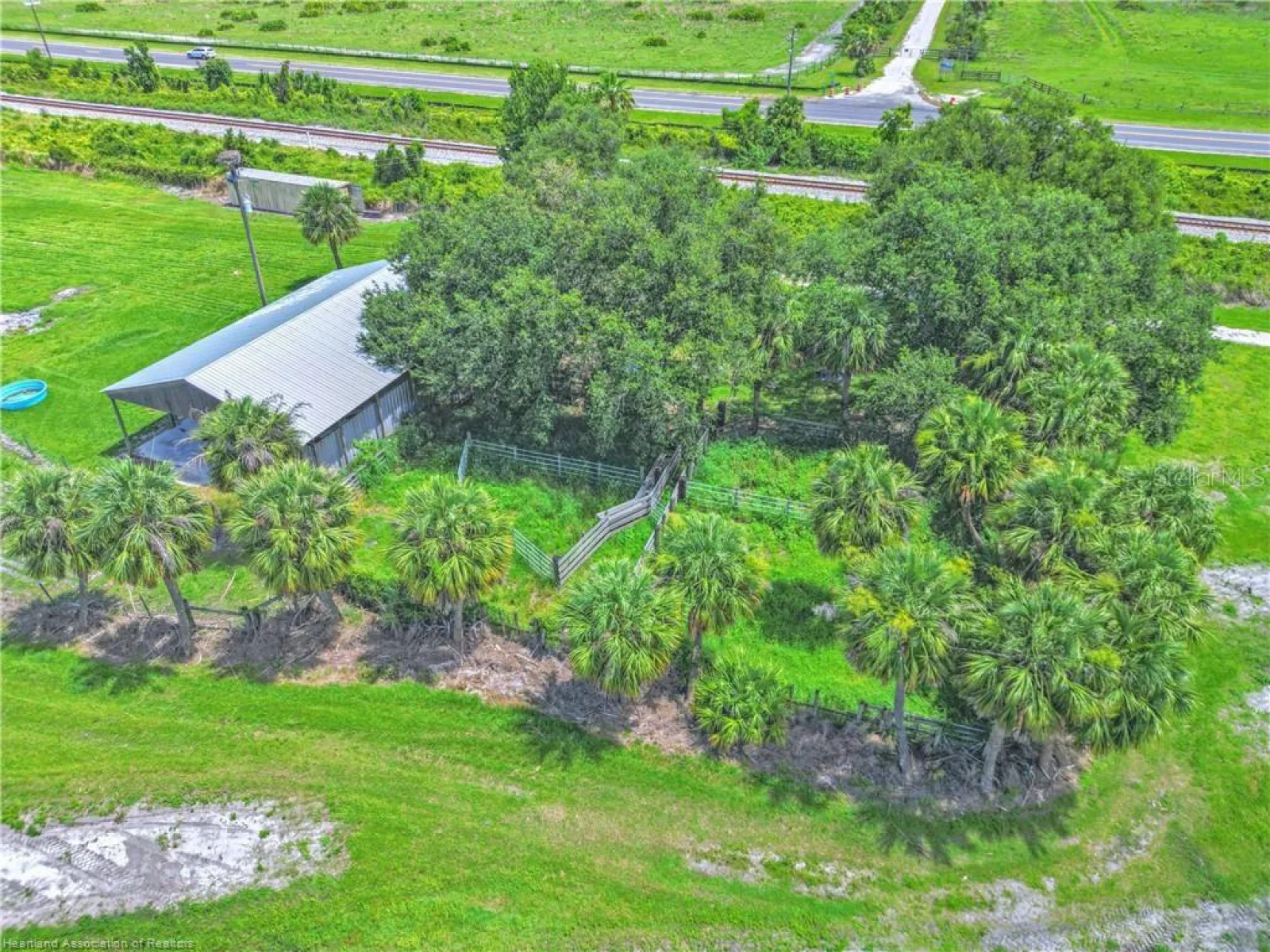 8495 COUNTY ROAD 621, LORIDA, FL — photo 18