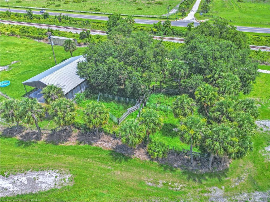 8495 COUNTY ROAD 621, LORIDA, FL — photo 17