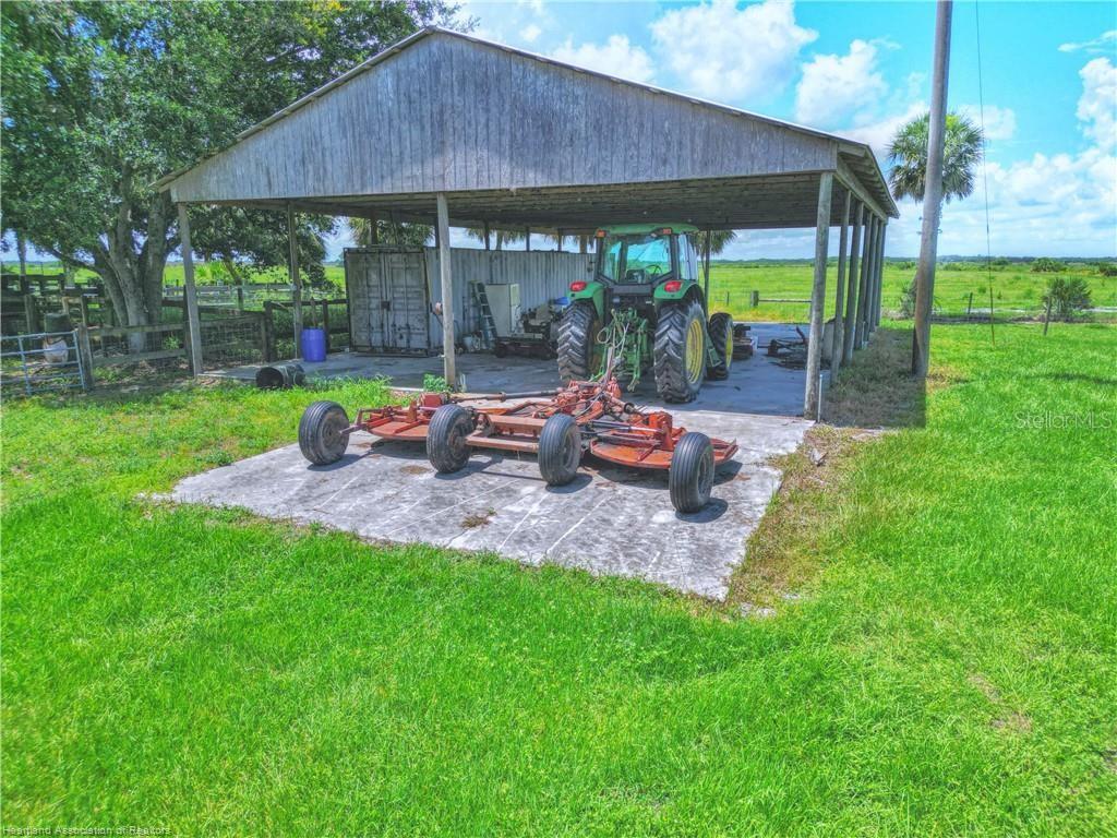8495 COUNTY ROAD 621, LORIDA, FL — photo 38