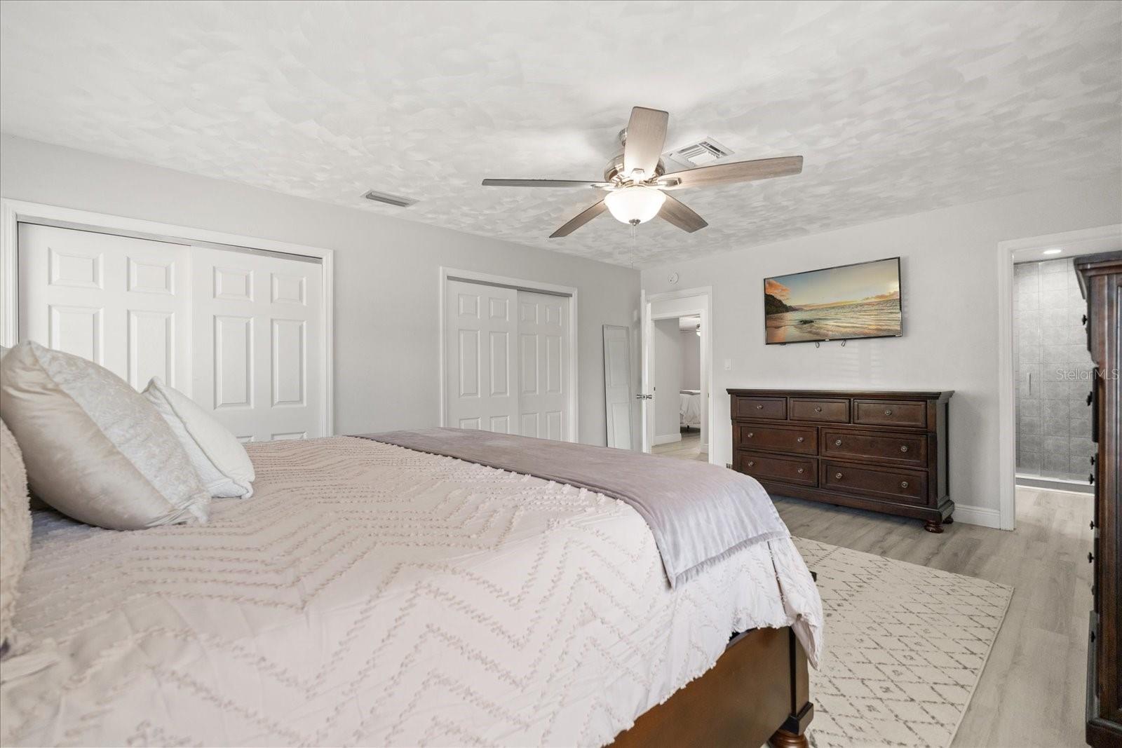 1210 E CAROLINE ST, TAVARES, FL — photo 41