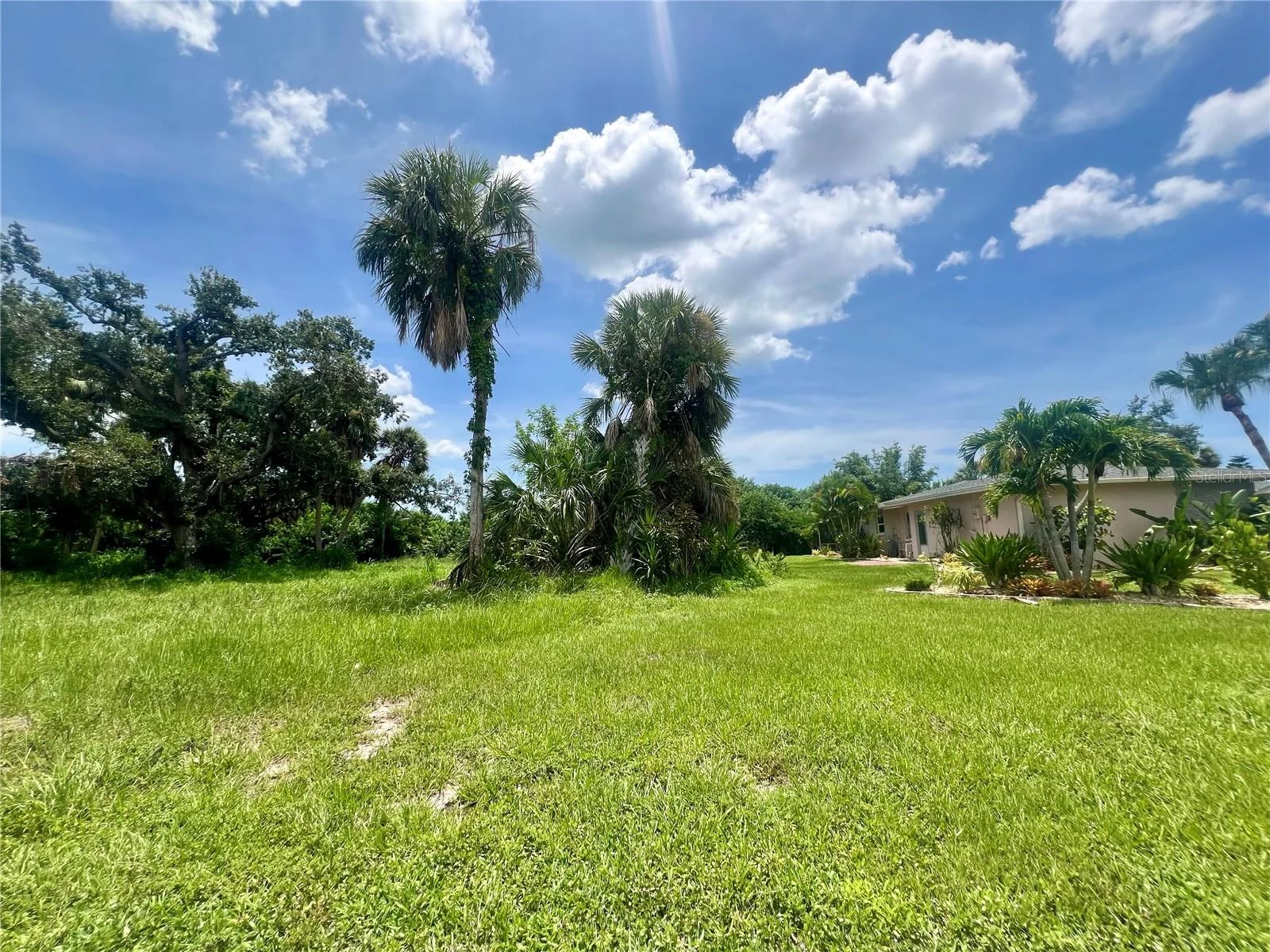 25 OAKLAND HILLS PL, ROTONDA WEST, FL — photo 2