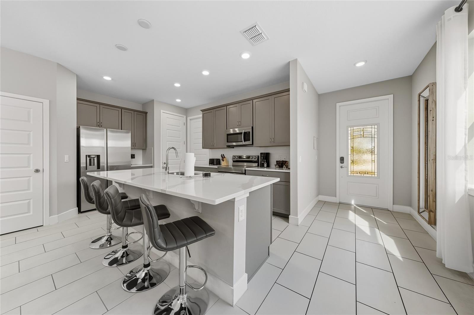 7900 DRAW ST, REUNION, FL — photo 13