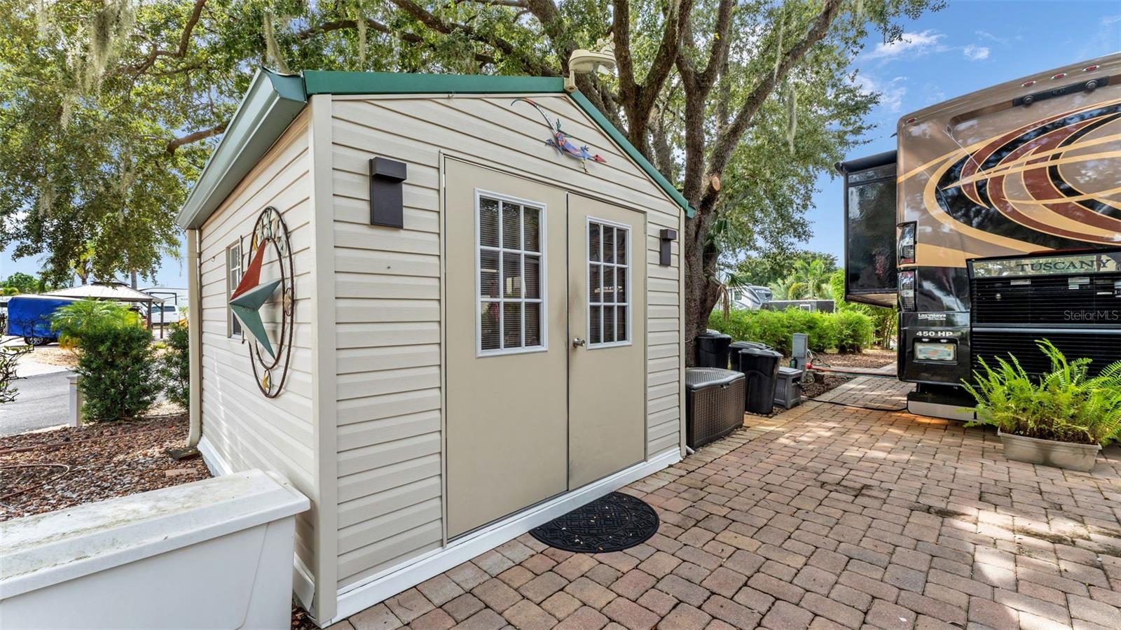 16357 CHERRY TREE CT, CLERMONT, FL — photo 15