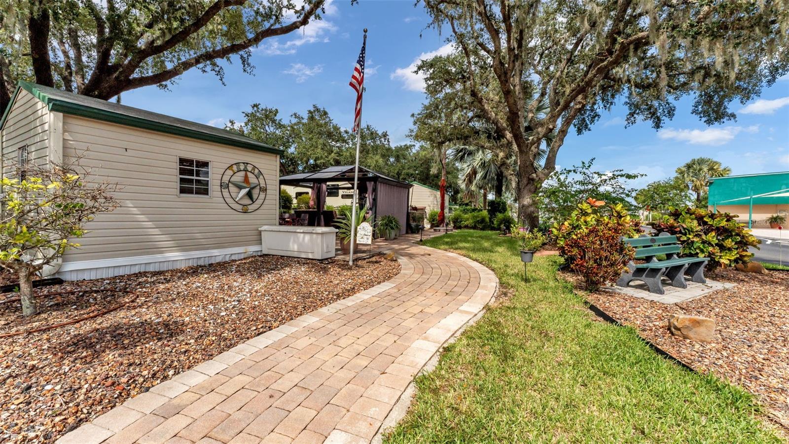 16357 CHERRY TREE CT, CLERMONT, FL — photo 24