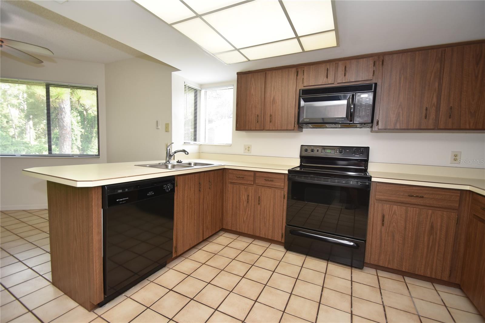 38 OXFORD LN #38, PALM COAST, FL — photo 12