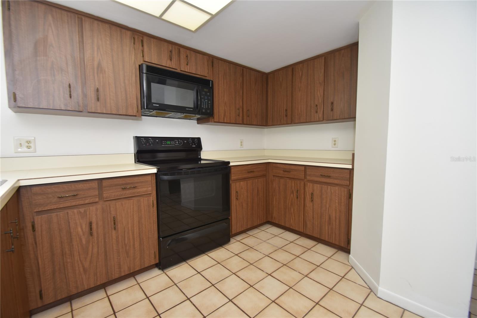 38 OXFORD LN #38, PALM COAST, FL — photo 13