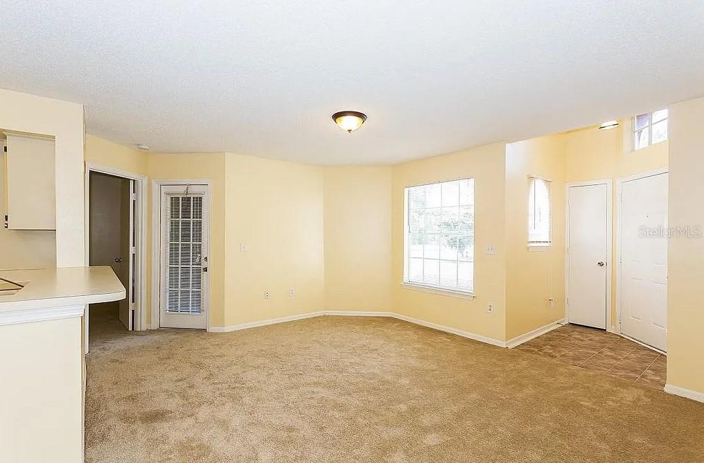 409 FOUNTAINHEAD CIR, KISSIMMEE, FL — photo 11