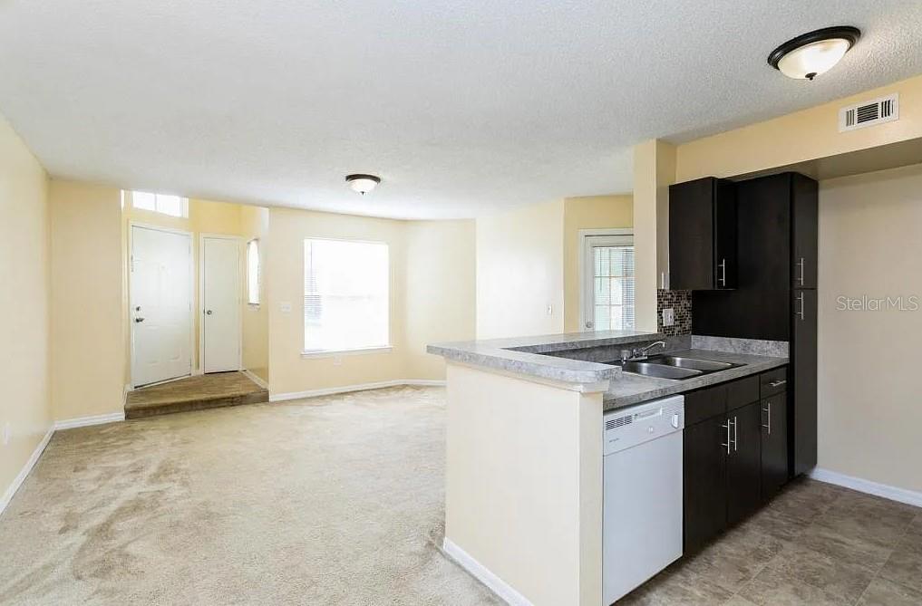 409 FOUNTAINHEAD CIR, KISSIMMEE, FL — photo 16