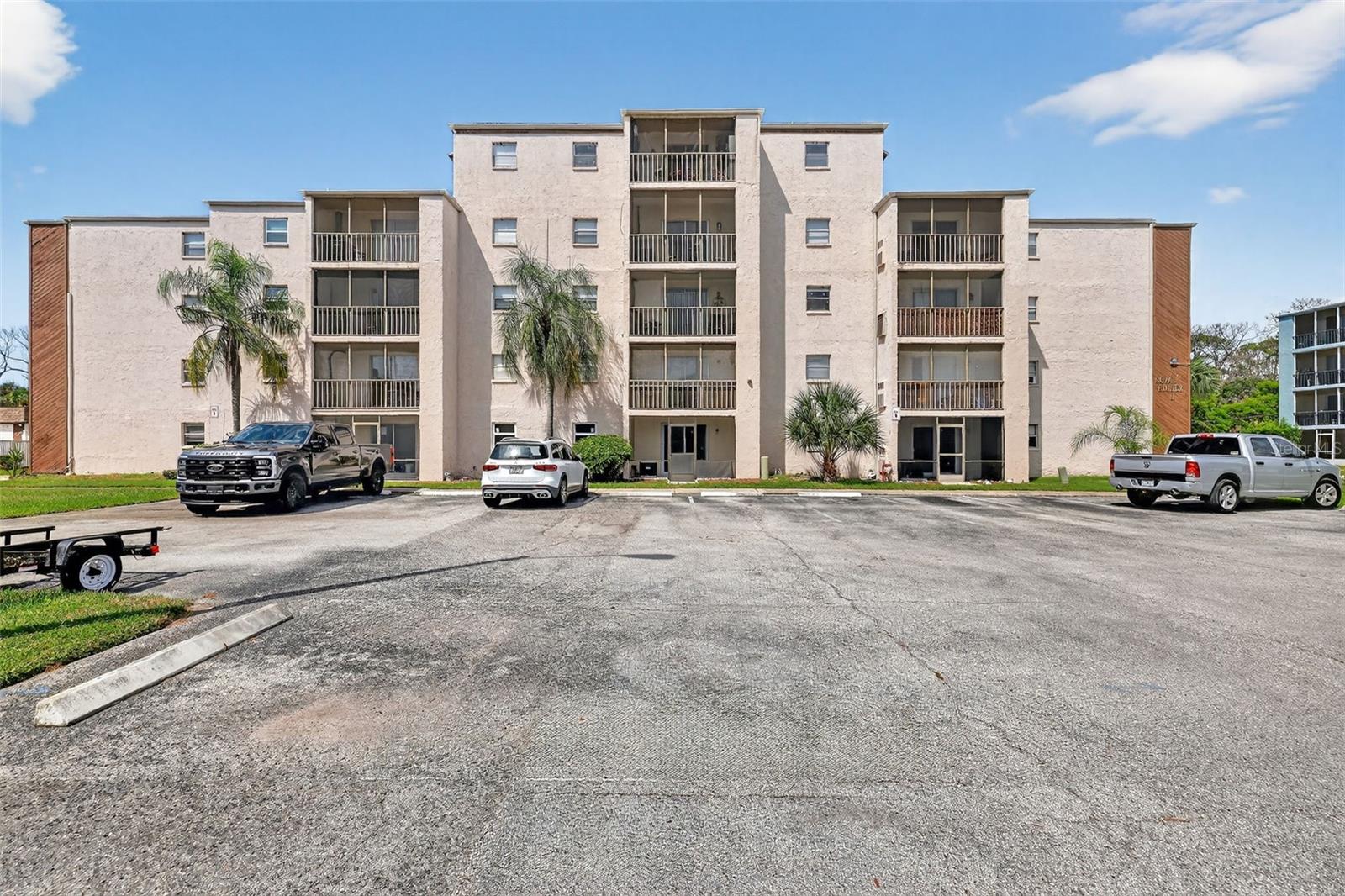 5541 BAY BLVD #203, PORT RICHEY, FL