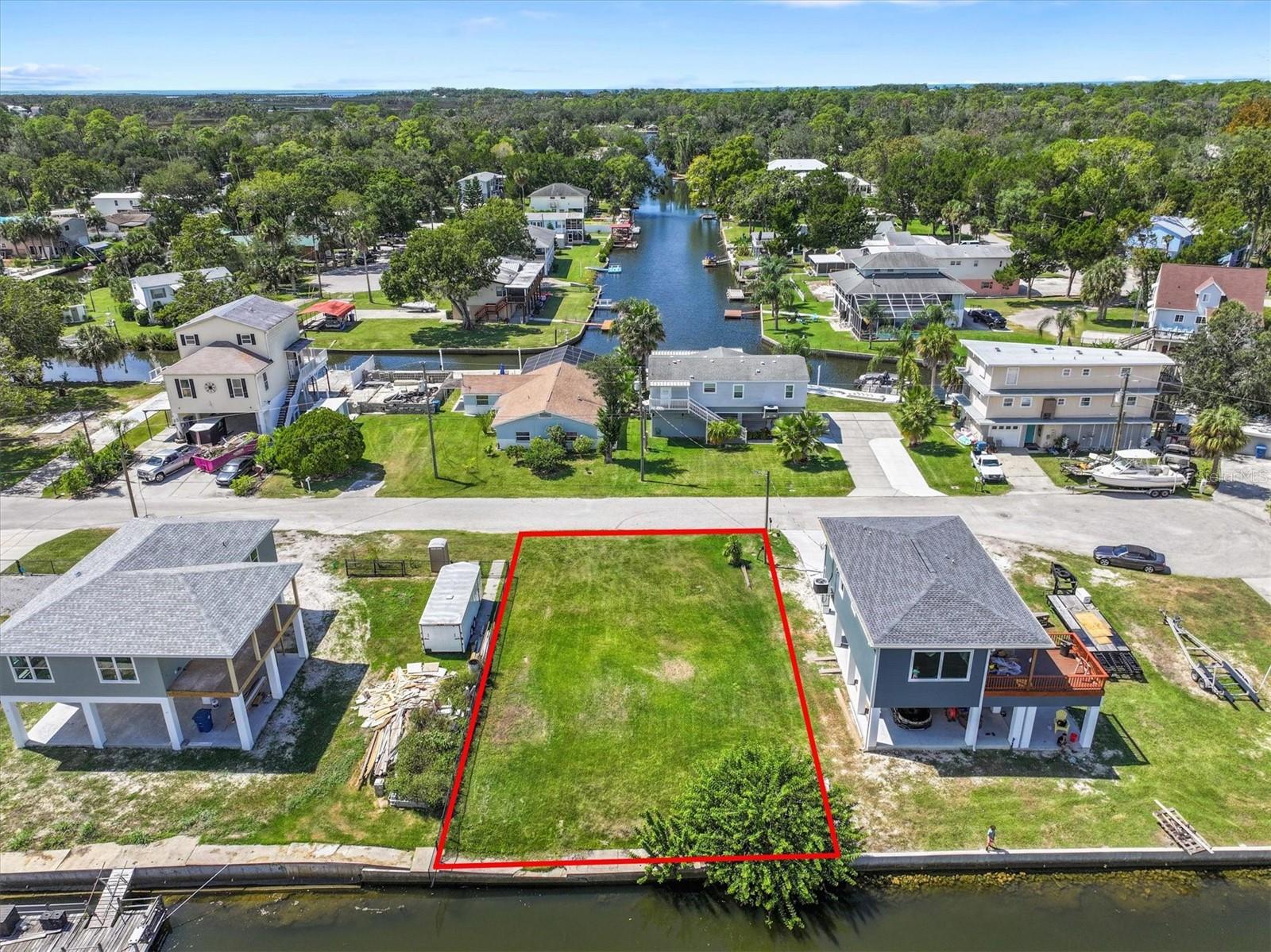 6262 ISLAND DR, SPRING HILL, FL — photo 2