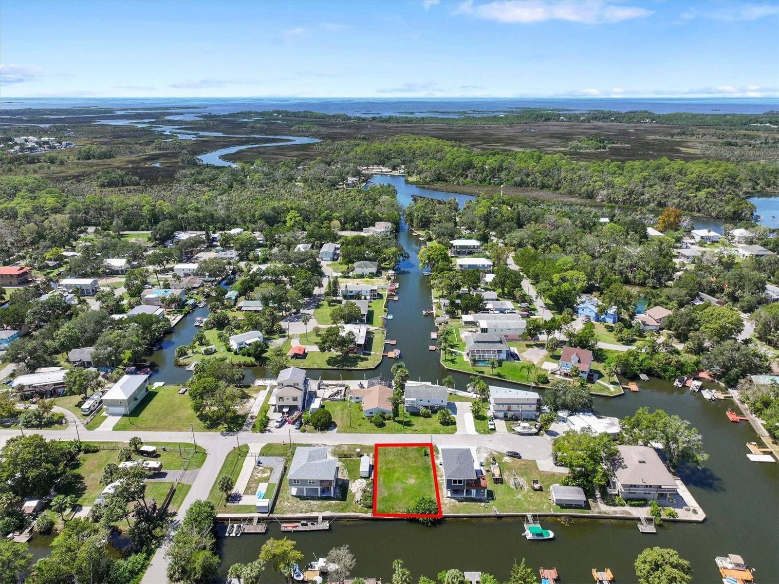6262 ISLAND DR, SPRING HILL, FL — photo 10