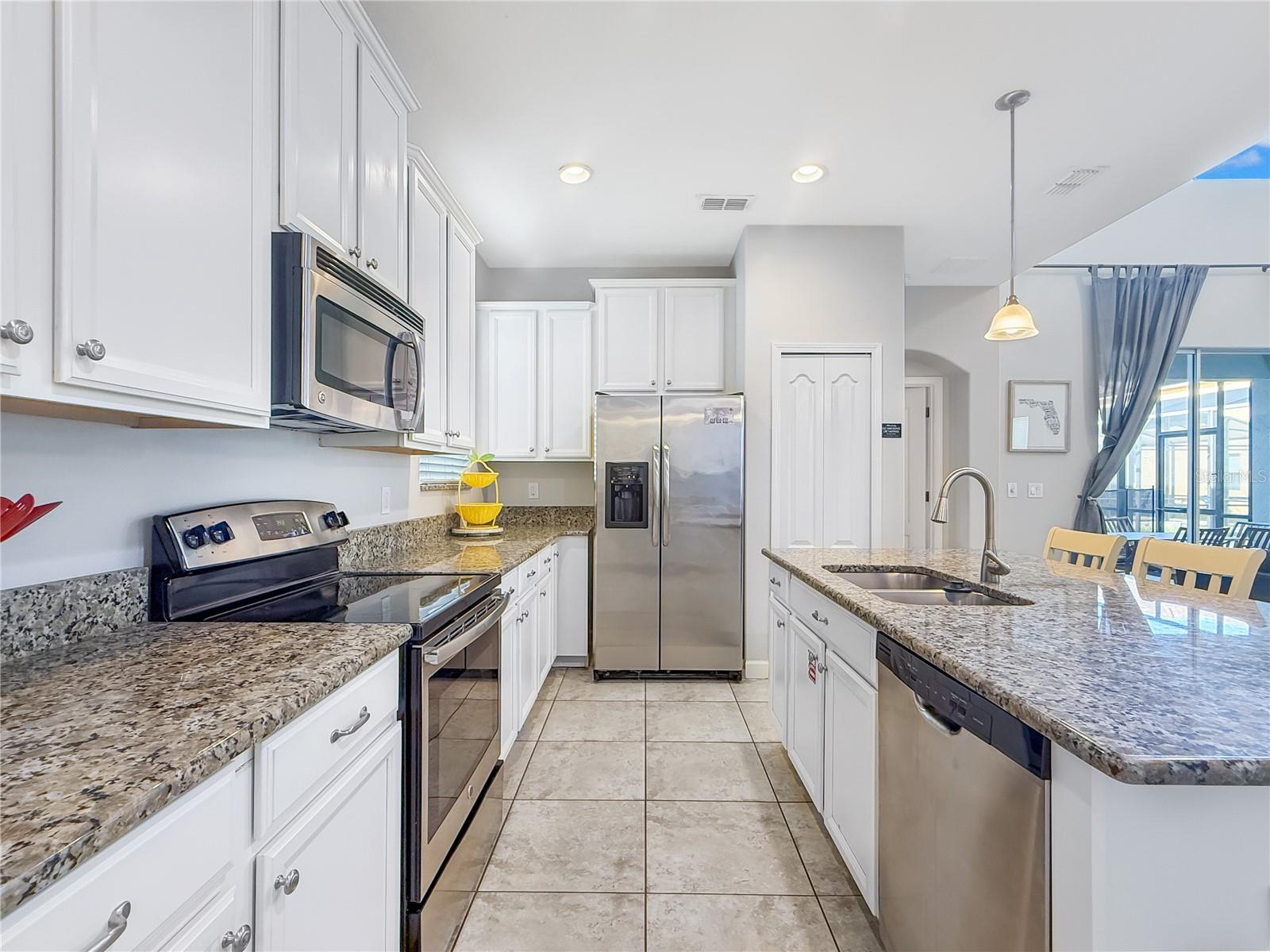 2942 BUCCANEER PALM RD, KISSIMMEE, FL — photo 9