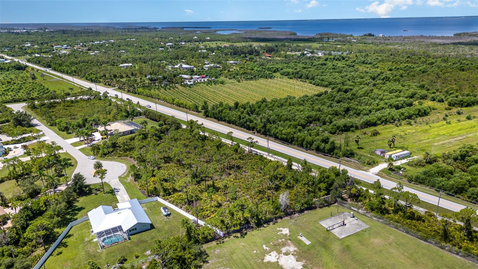 9437 TREASURE LAKE CT, ST JAMES CITY, FL — photo 15