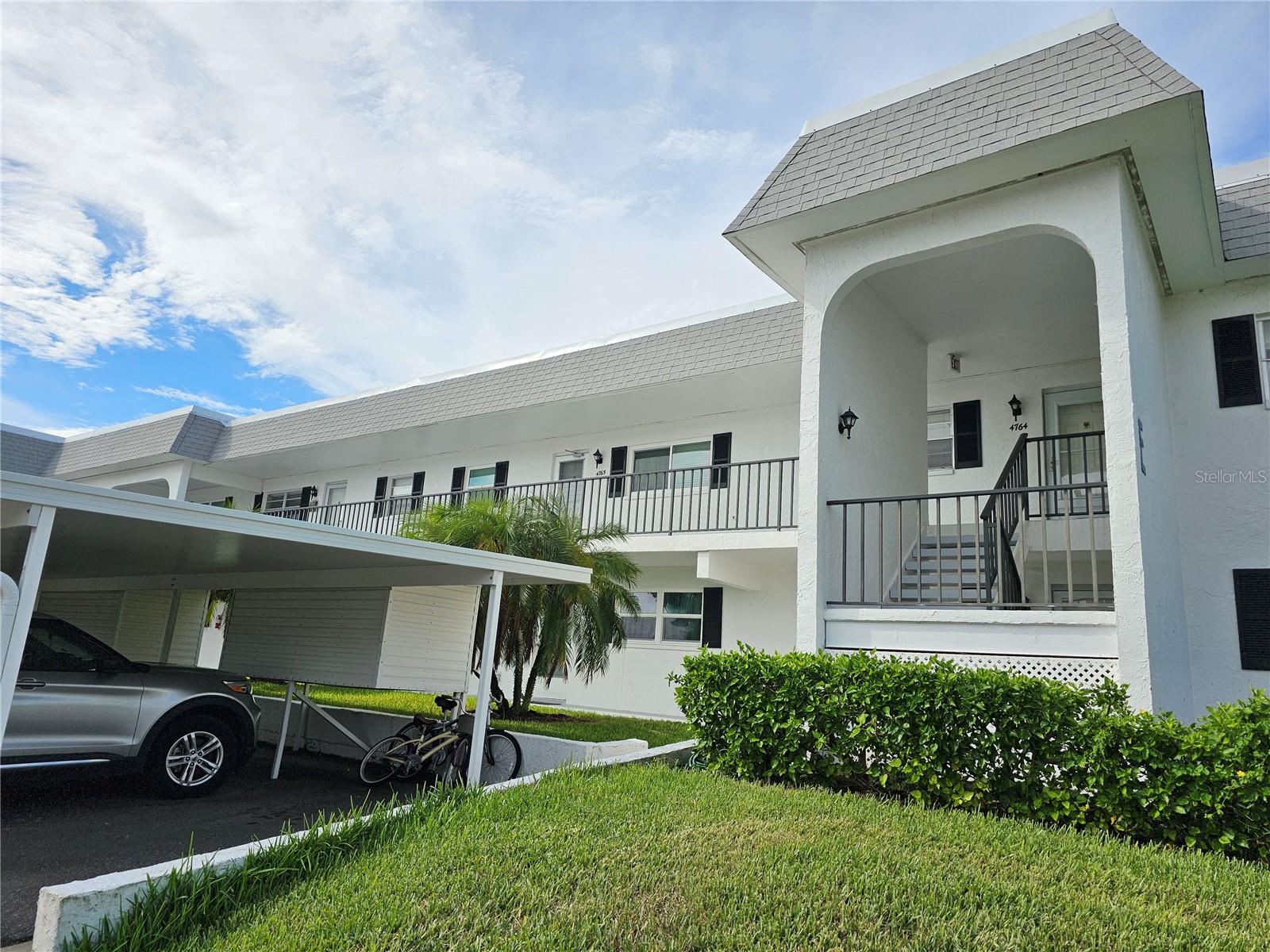 4765 INDEPENDENCE DR, BRADENTON, FL — photo 2