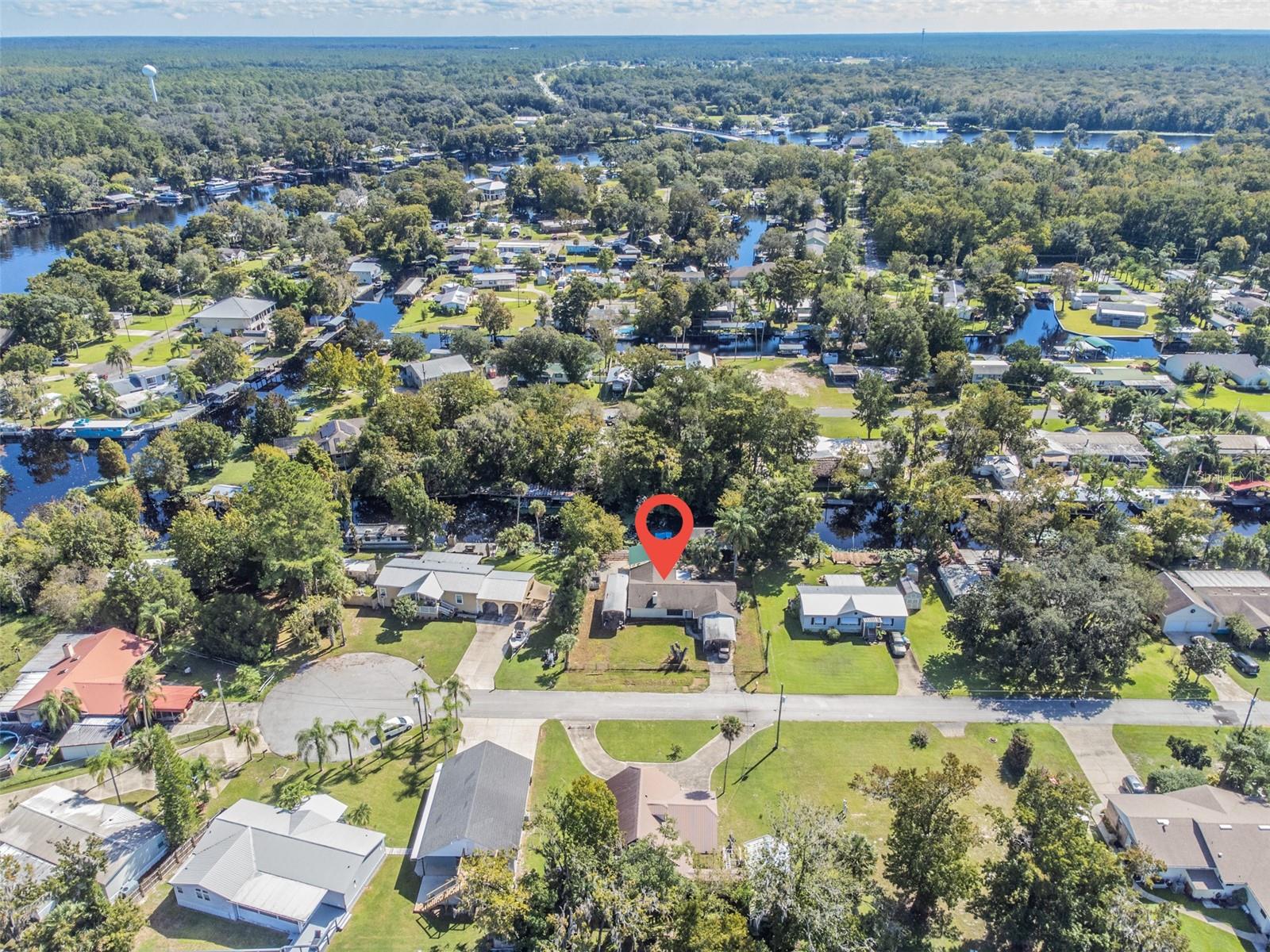 55746 CARROL ST, ASTOR, FL — photo 22