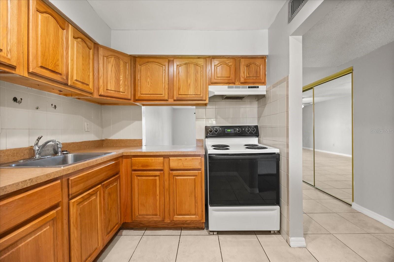 2858 N POWERS DR #123, ORLANDO, FL — photo 11