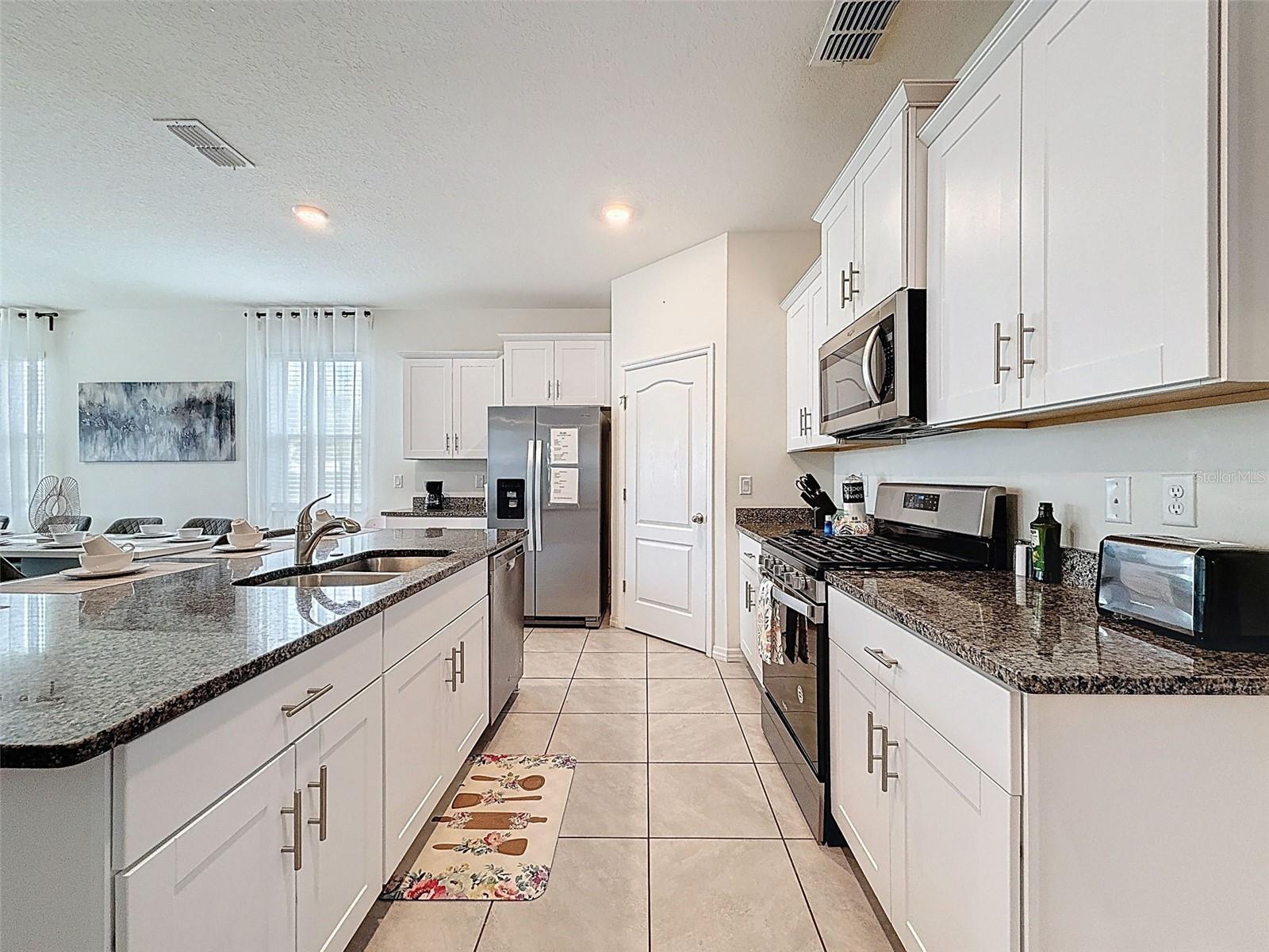 7511 OAKMOSS LOOP, DAVENPORT, FL — photo 12