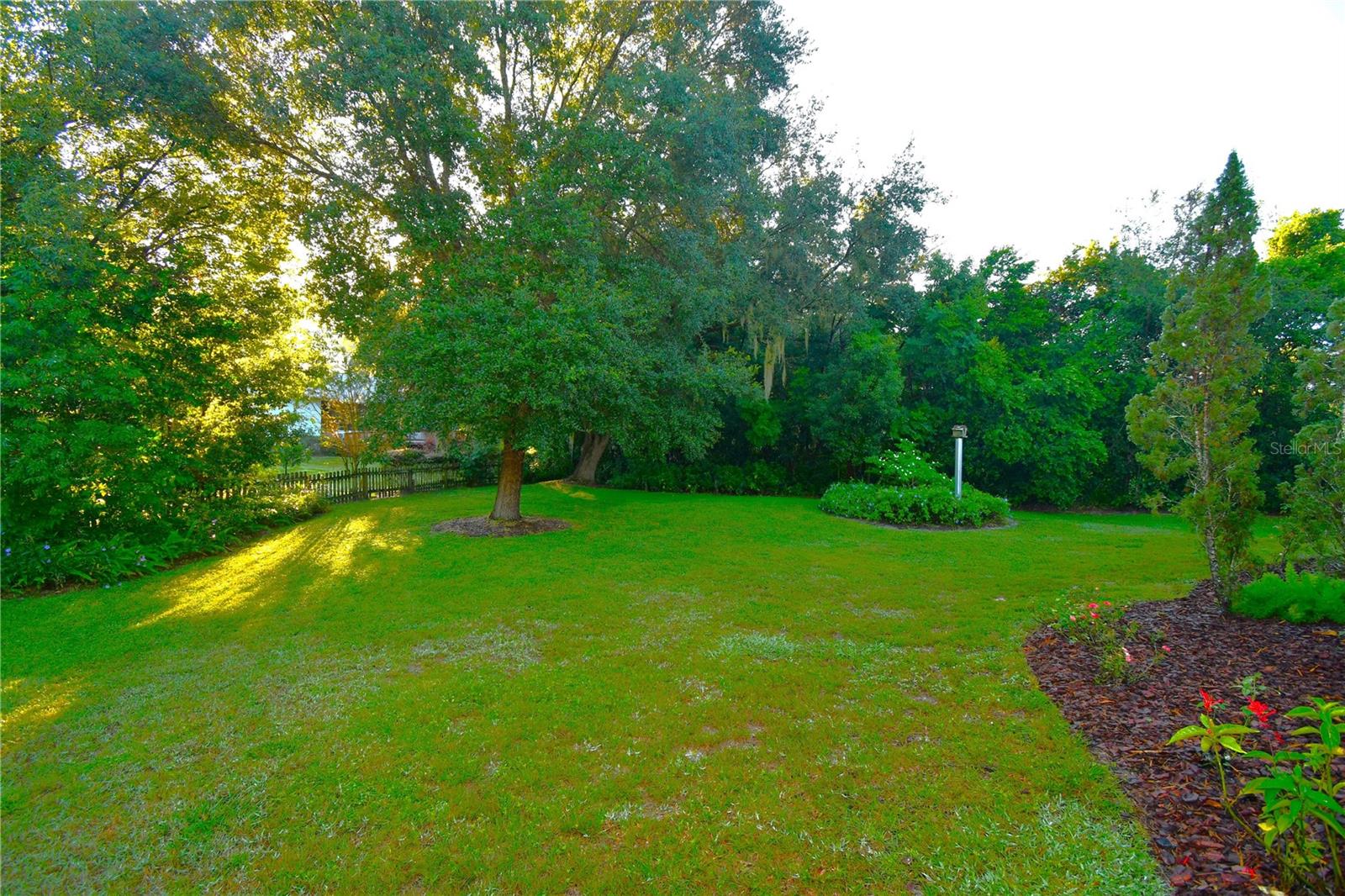 611 OLD EUSTIS RD, MOUNT DORA, FL — photo 89
