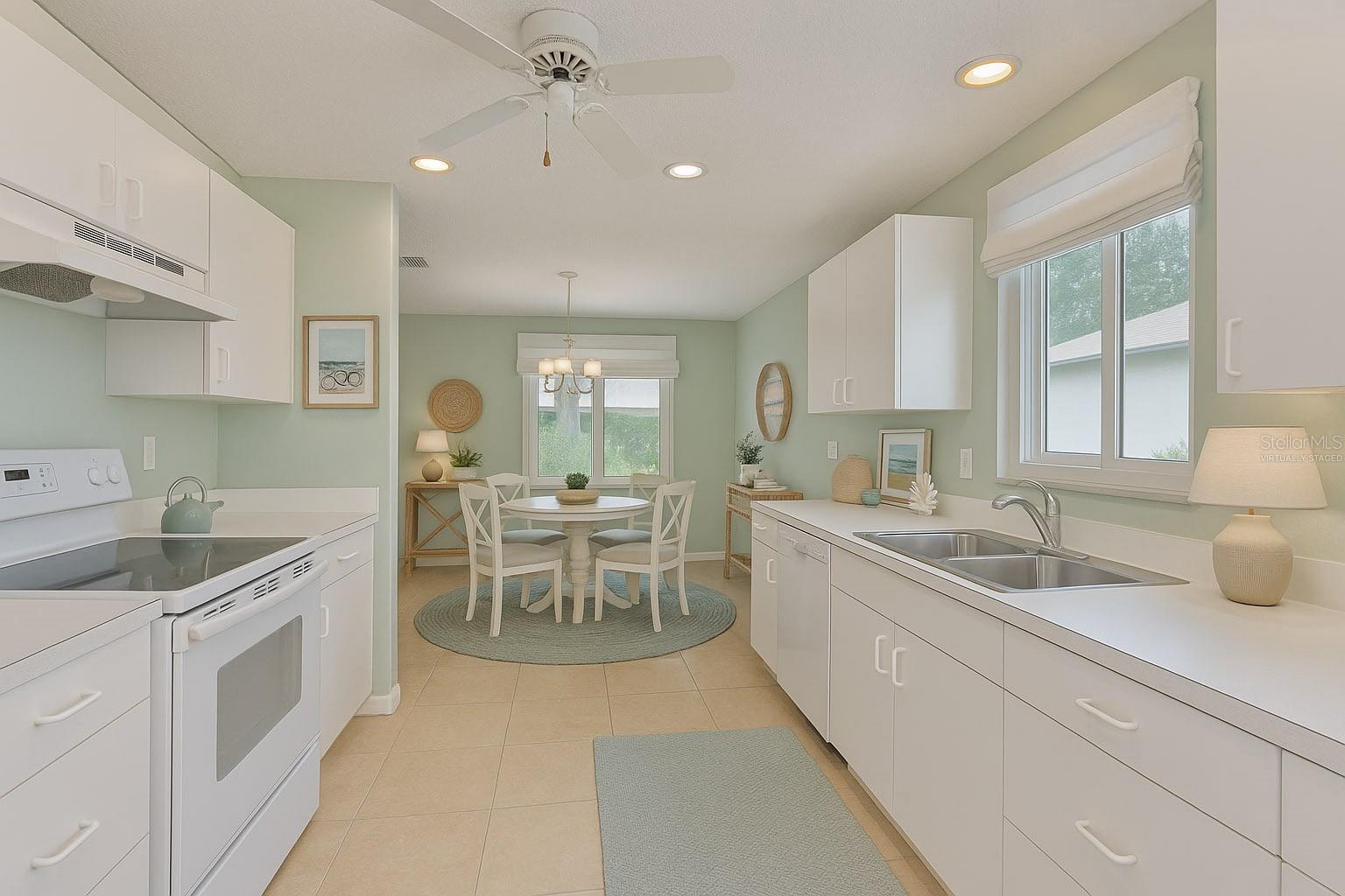 751 MCCALLISTER AVE, SUN CITY CENTER, FL — photo 37