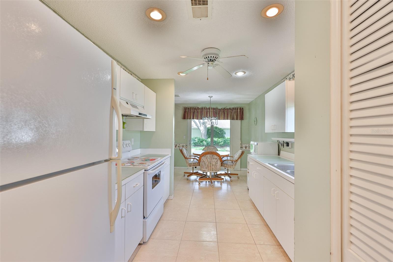751 MCCALLISTER AVE, SUN CITY CENTER, FL — photo 41