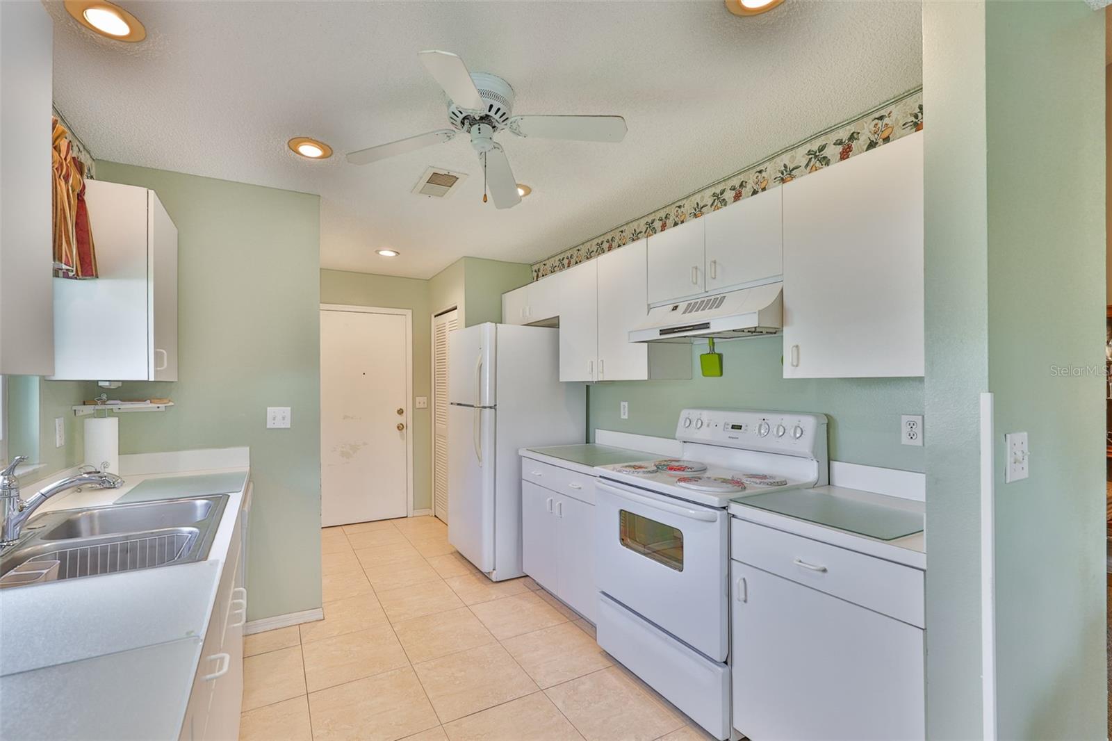 751 MCCALLISTER AVE, SUN CITY CENTER, FL — photo 43