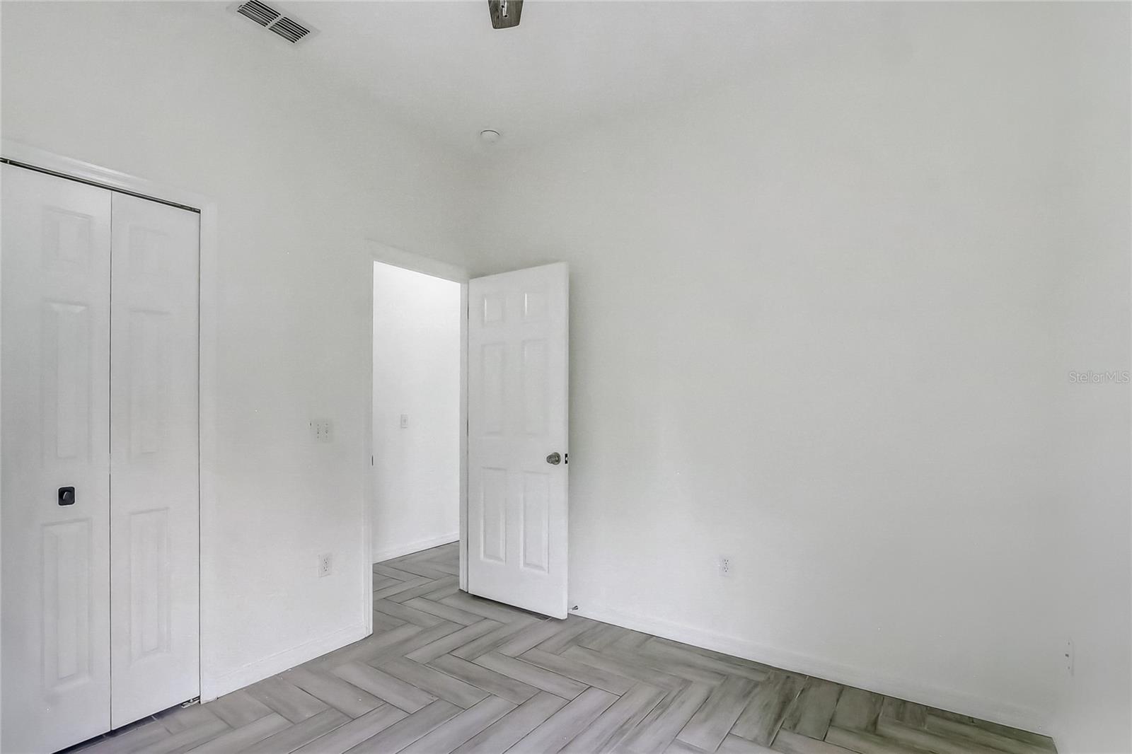 1023 EMBRUN CT, KISSIMMEE, FL — photo 48