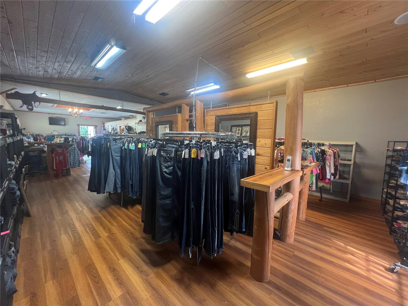 821 S US 301, SUMTERVILLE, FL — photo 13