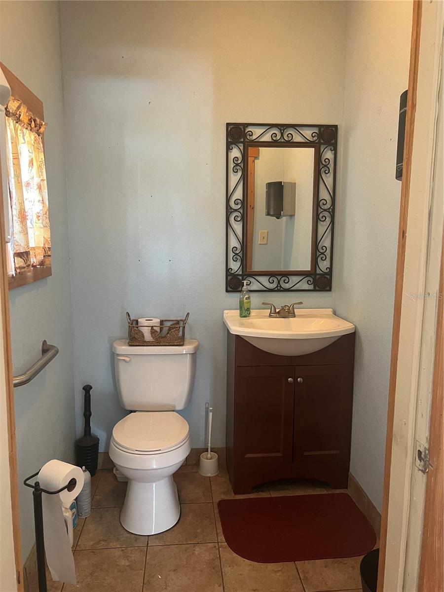 821 S US 301, SUMTERVILLE, FL — photo 18
