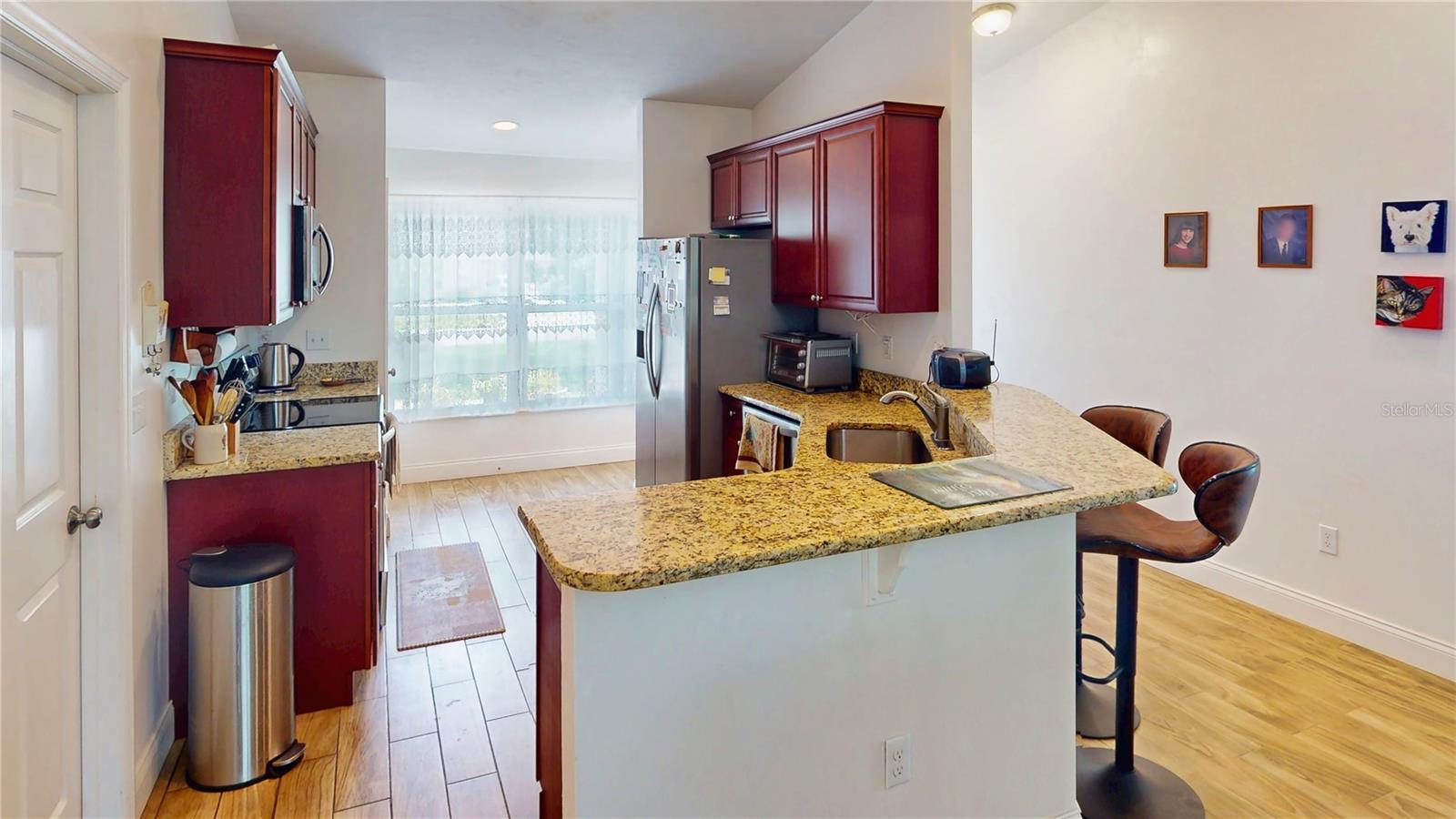 1 LLOSEE CT, PALM COAST, FL — photo 8