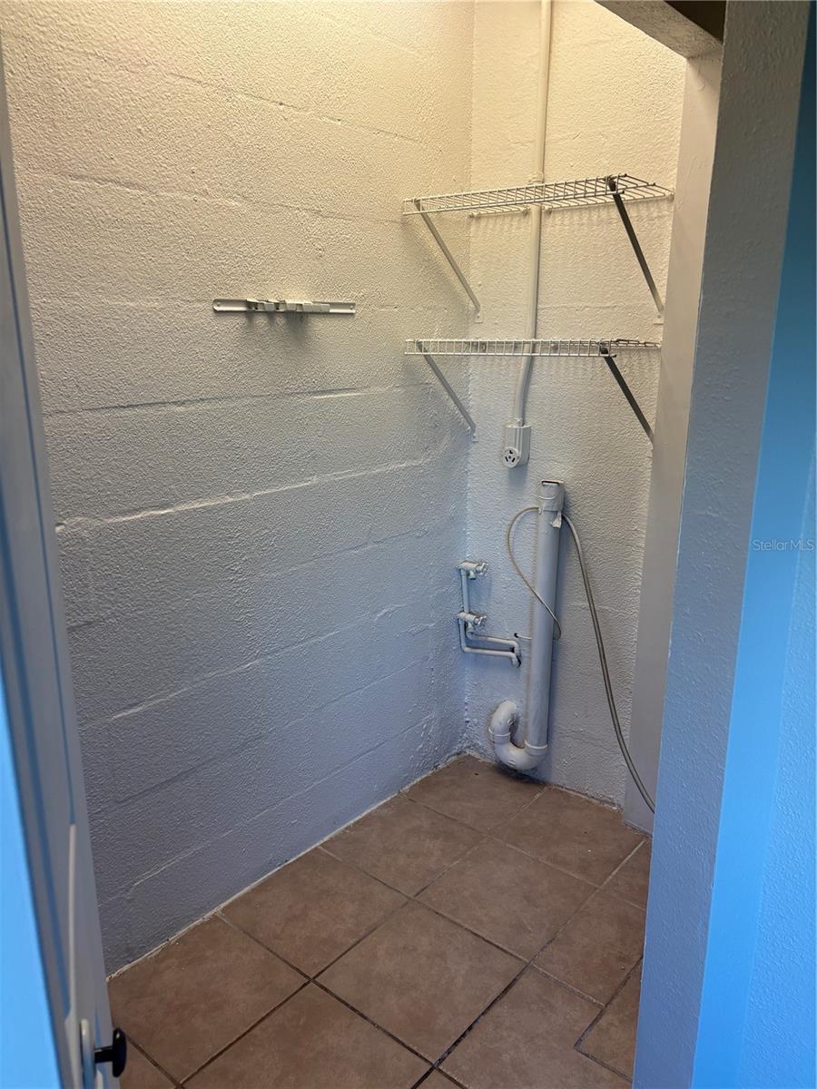 6645 1ST AVE N #307, ST PETERSBURG, FL — photo 17