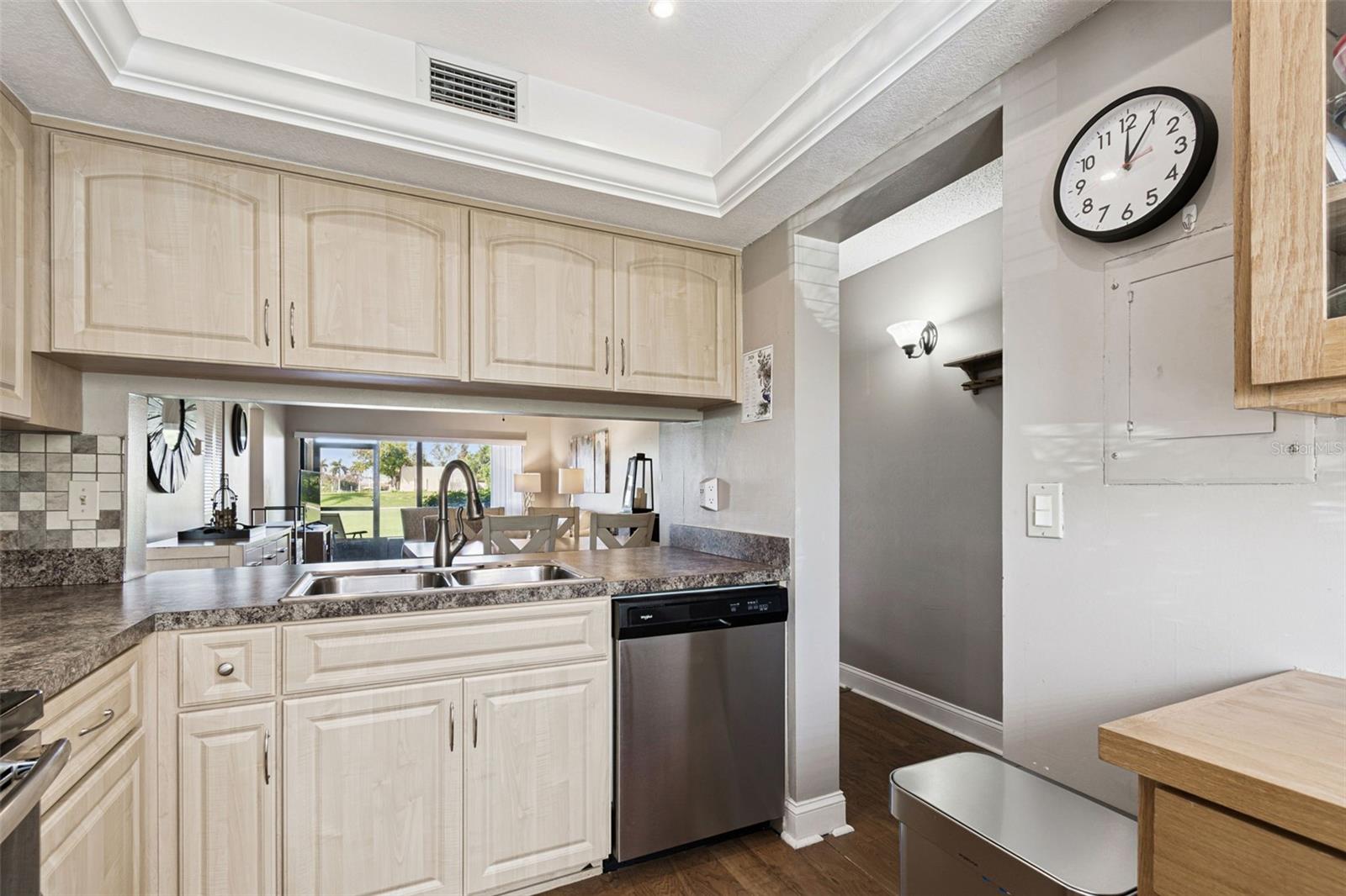 6105 PALMA DEL MAR BLVD S #120, ST PETERSBURG, FL — photo 15