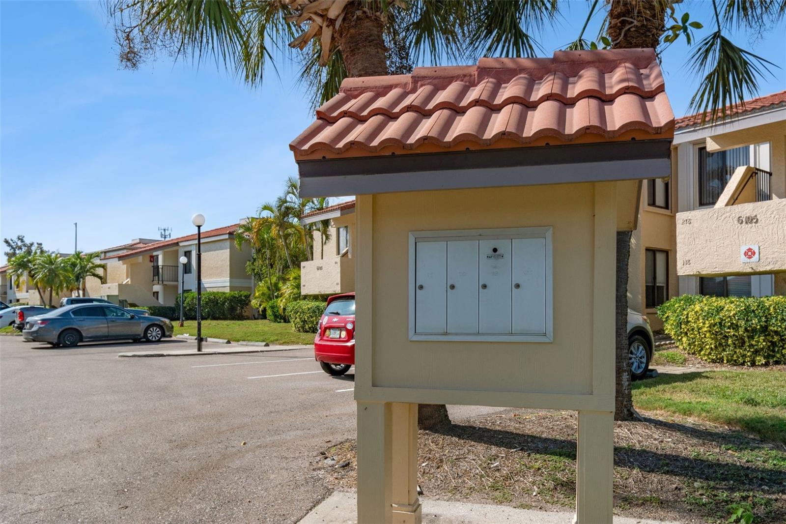 6105 PALMA DEL MAR BLVD S #120, ST PETERSBURG, FL — photo 37