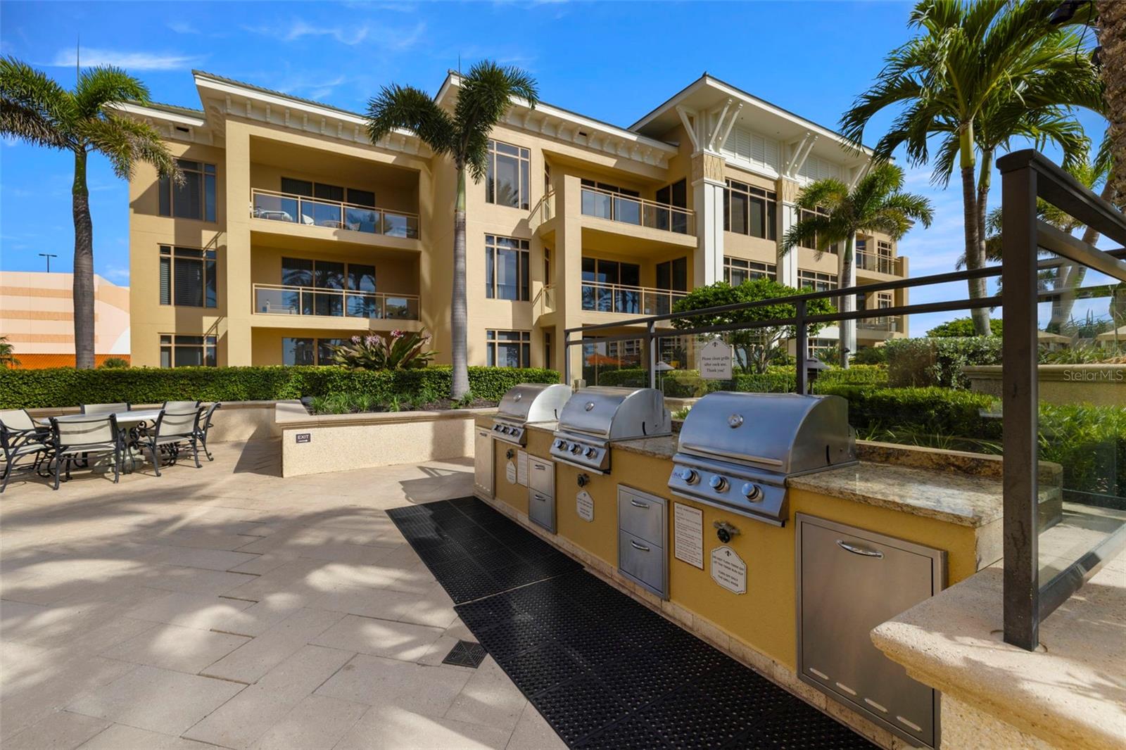 11 BAYMONT ST #909, CLEARWATER BEACH, FL — photo 22