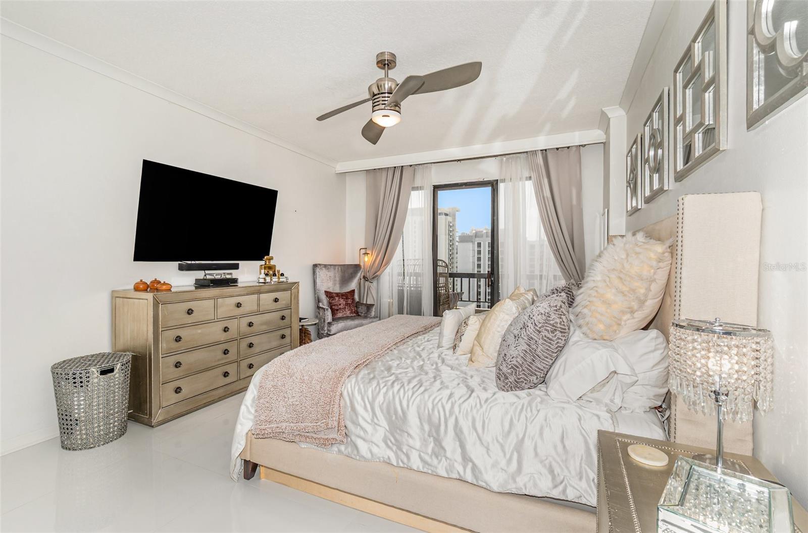 530 E CENTRAL BLVD #1802, ORLANDO, FL — photo 17