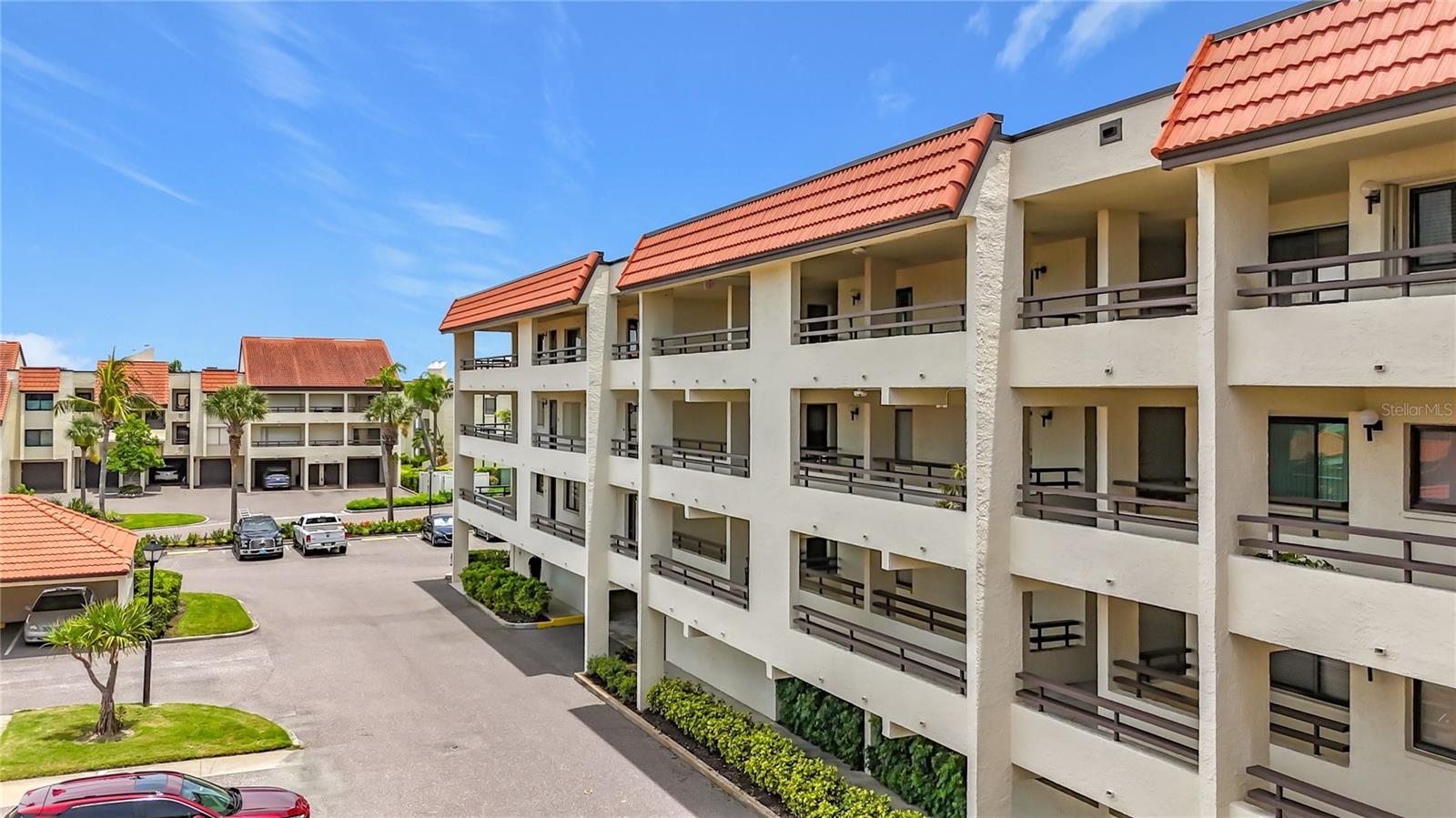106 1ST ST E #306, ST PETERSBURG, FL