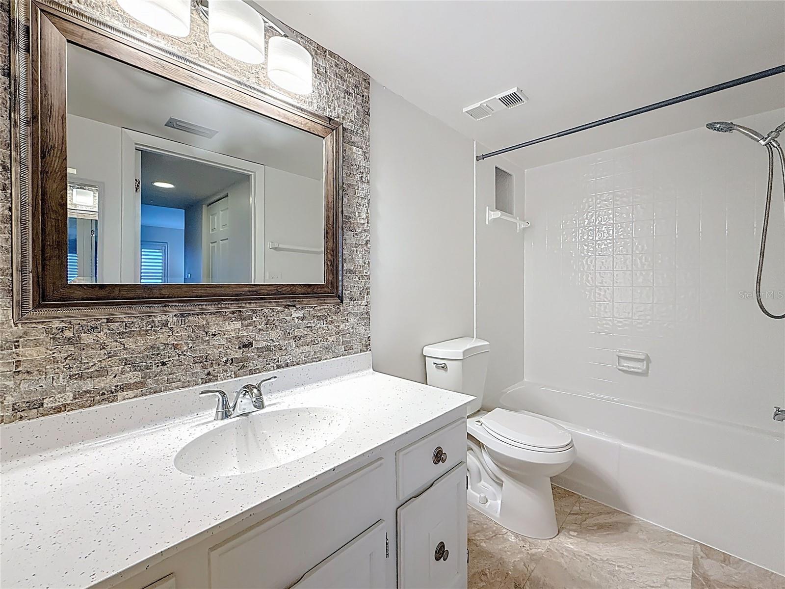 106 1ST ST E #306, ST PETERSBURG, FL — photo 27