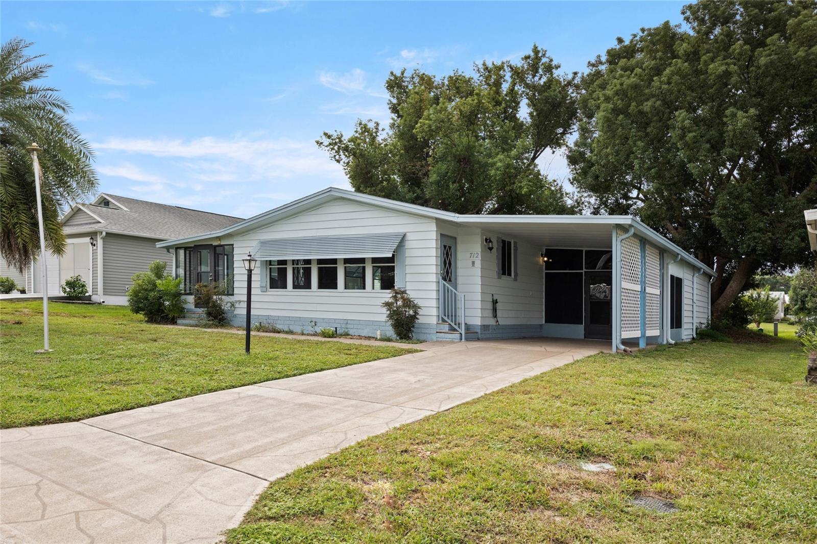 712 JASON DR, LADY LAKE, FL