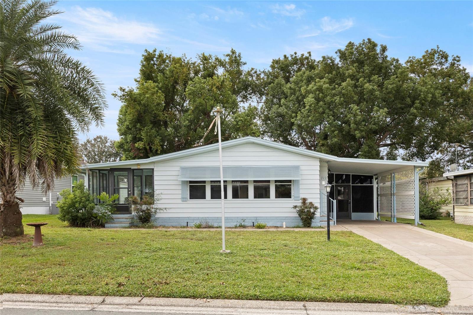 712 JASON DR, LADY LAKE, FL — photo 5