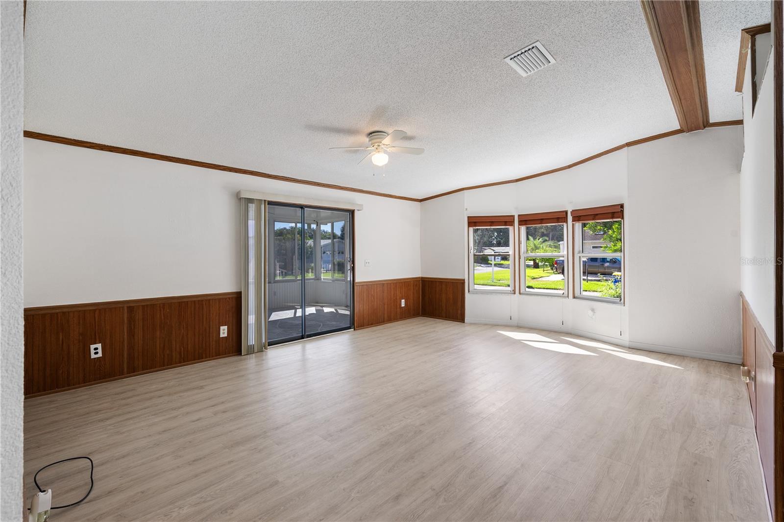 701 HELMSMAN LN, EDGEWATER, FL — photo 9