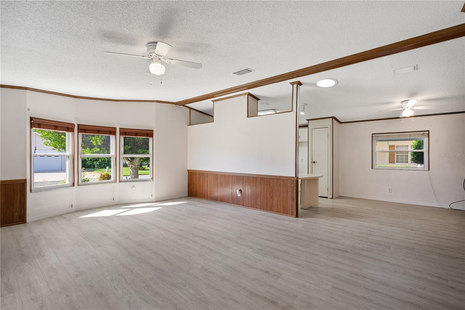 701 HELMSMAN LN, EDGEWATER, FL — photo 10