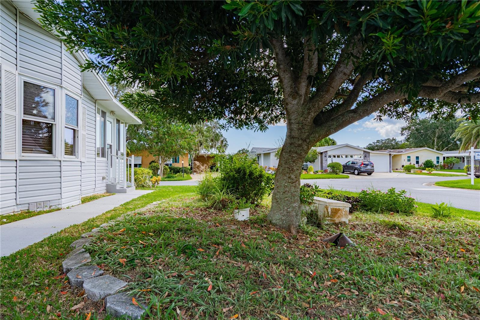 701 HELMSMAN LN, EDGEWATER, FL — photo 74