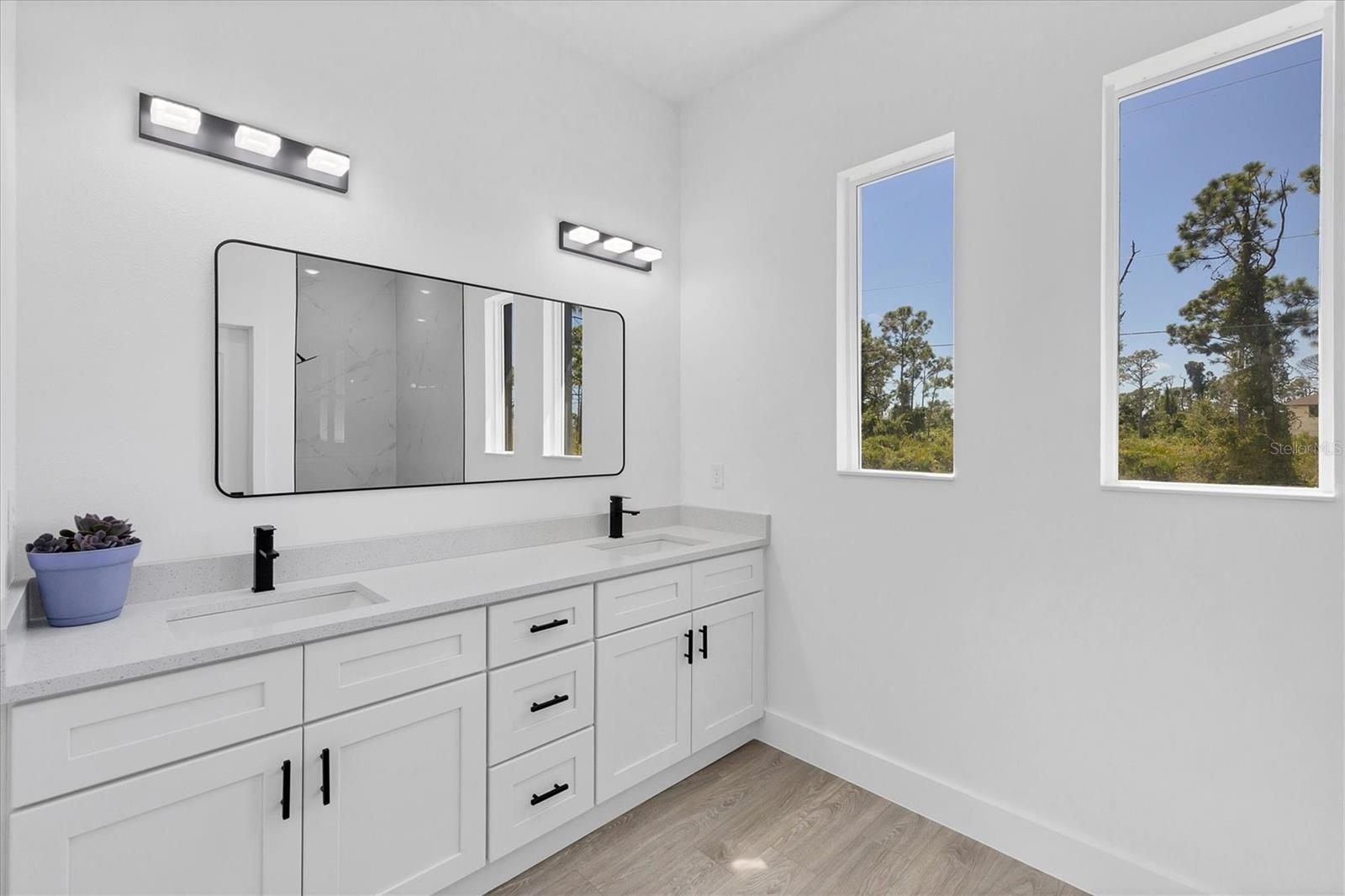 10 MAST DR, PLACIDA, FL — photo 17