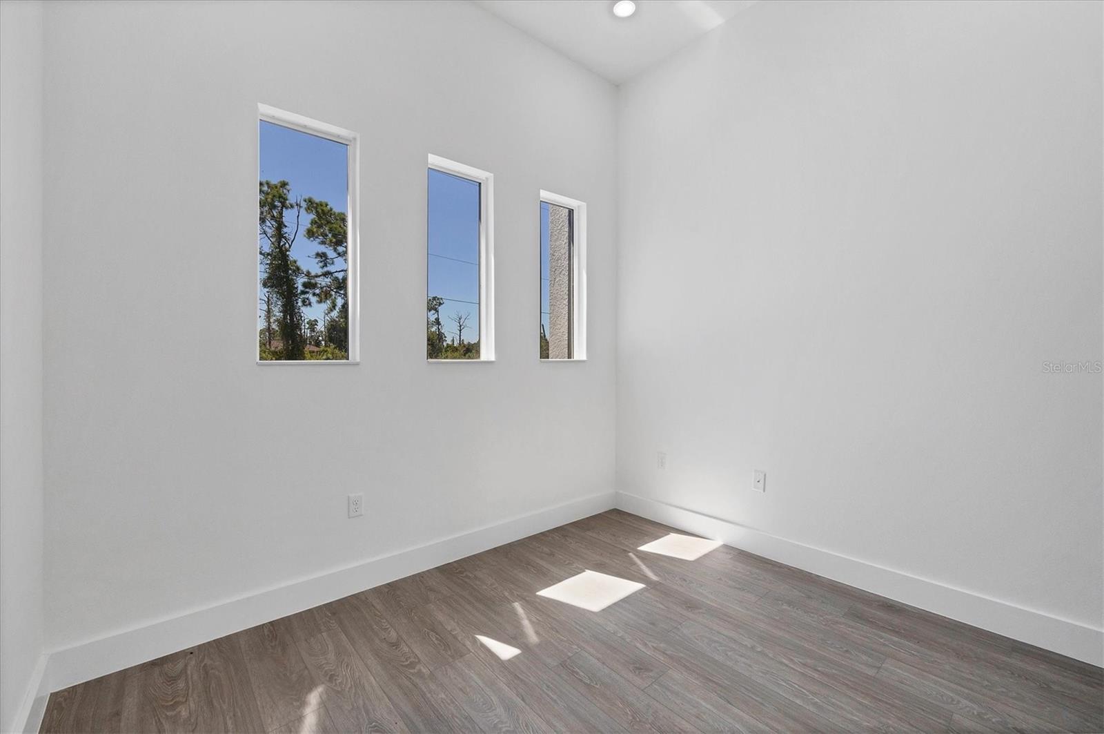 10 MAST DR, PLACIDA, FL — photo 29