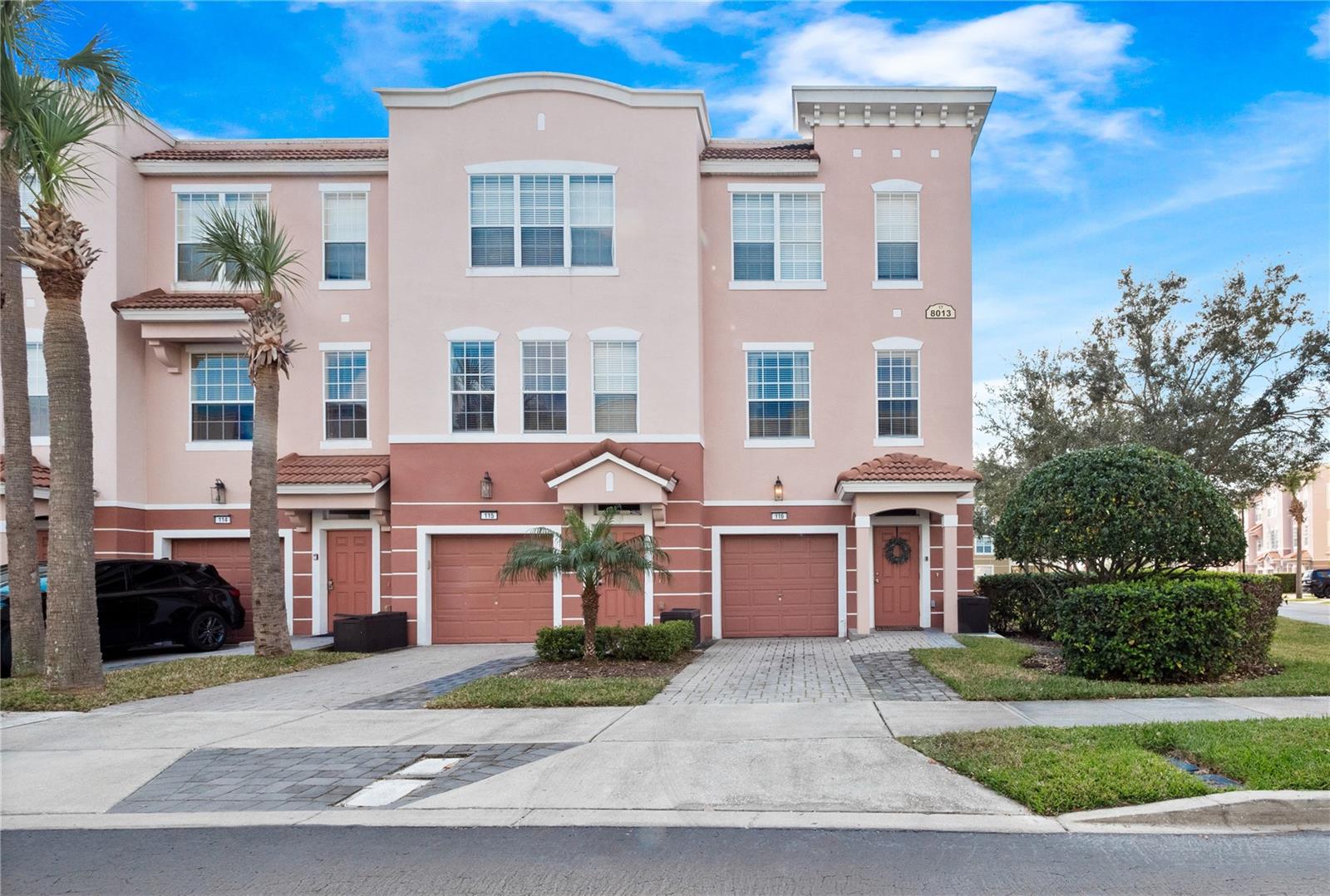 8013 COOL BREEZE DR #116, ORLANDO, FL