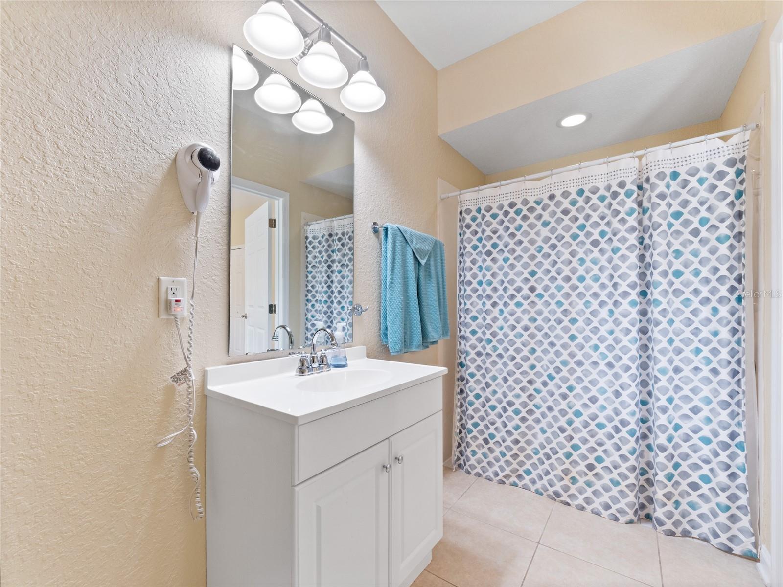 8013 COOL BREEZE DR #116, ORLANDO, FL — photo 22