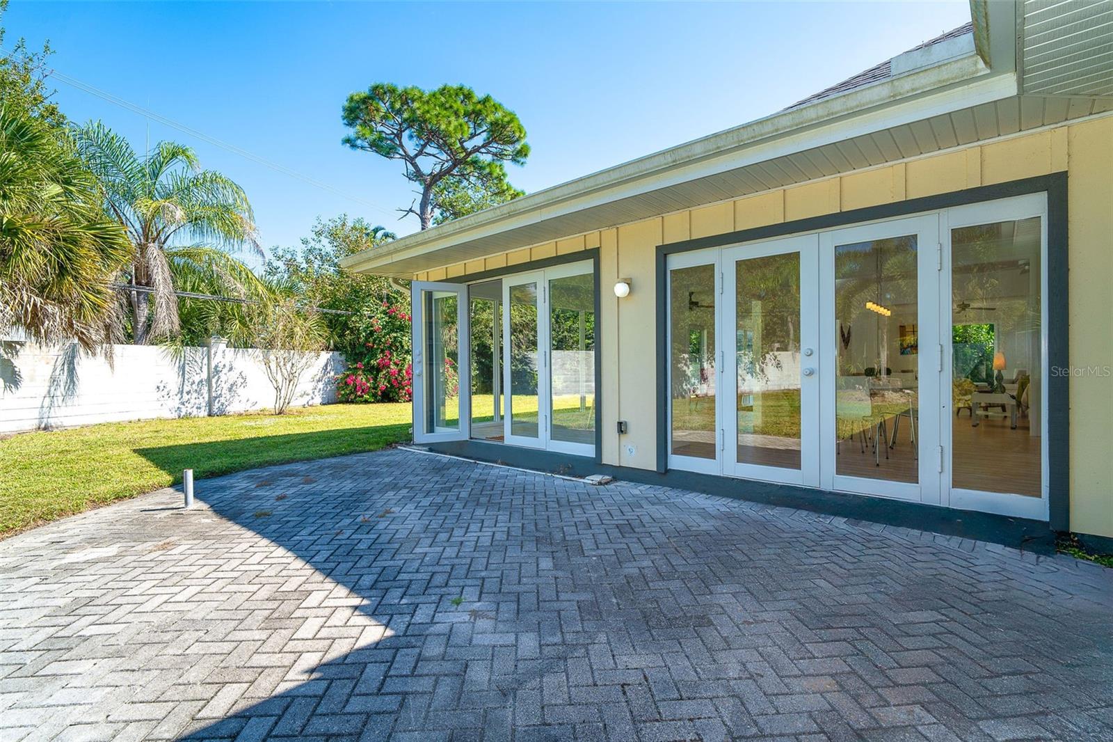 12 GOLF VIEW DR, ENGLEWOOD, FL — photo 32