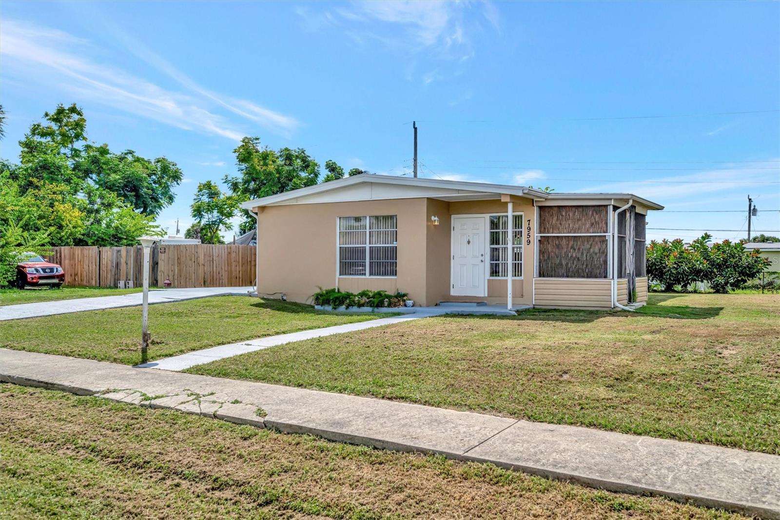 7959 HYDE PARK AVE, NORTH PORT, FL — photo 3